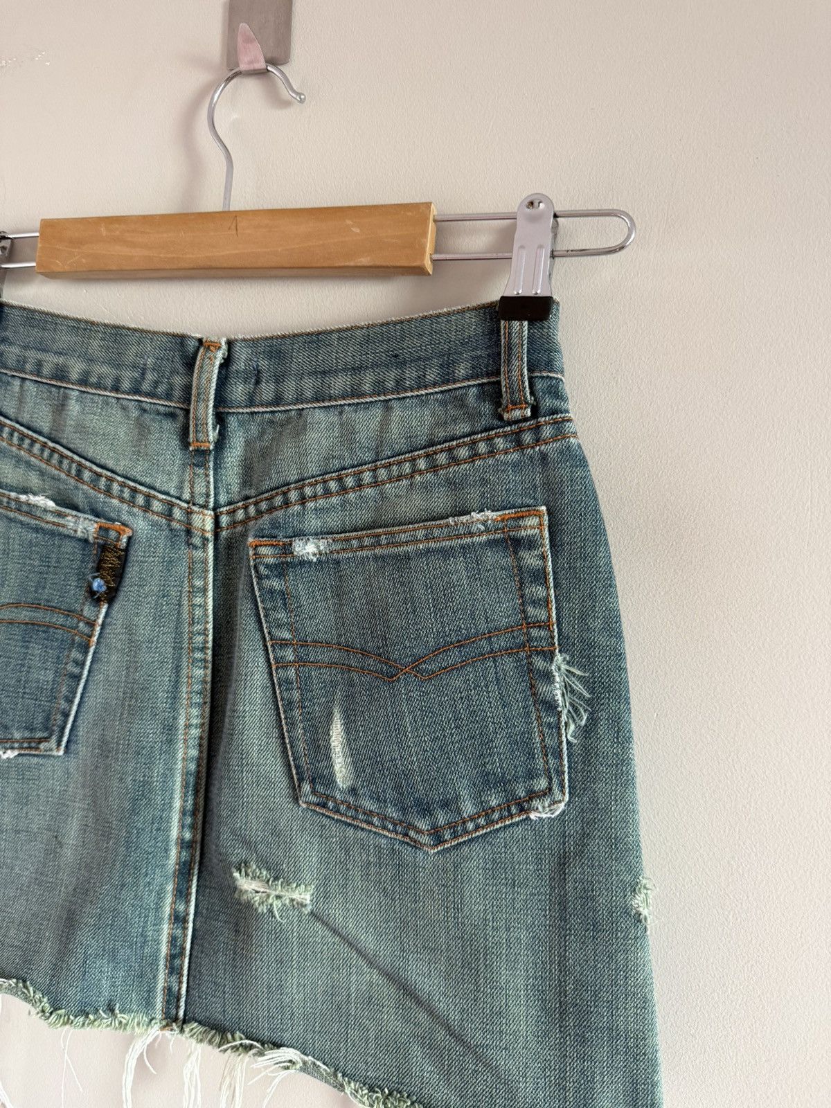 Vintage Distressed Denim Mini Skirt Y2K Size 26" / US 2 / IT 38 - 6 Thumbnail