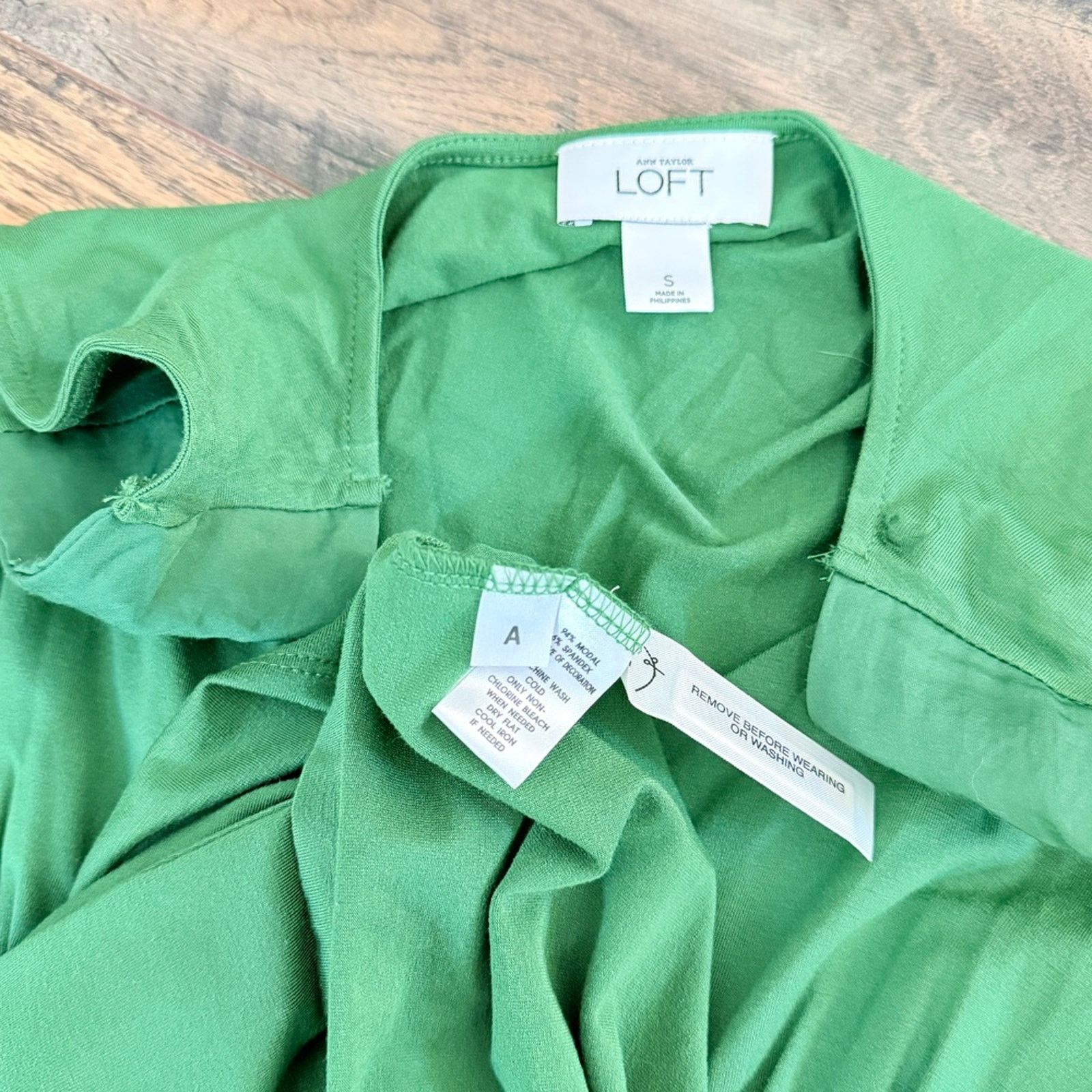 Ann Taylor Ann taylor loft summer dress babydoll vneck sleeveless green Size S / US 4 / IT 40 - 4 Thumbnail