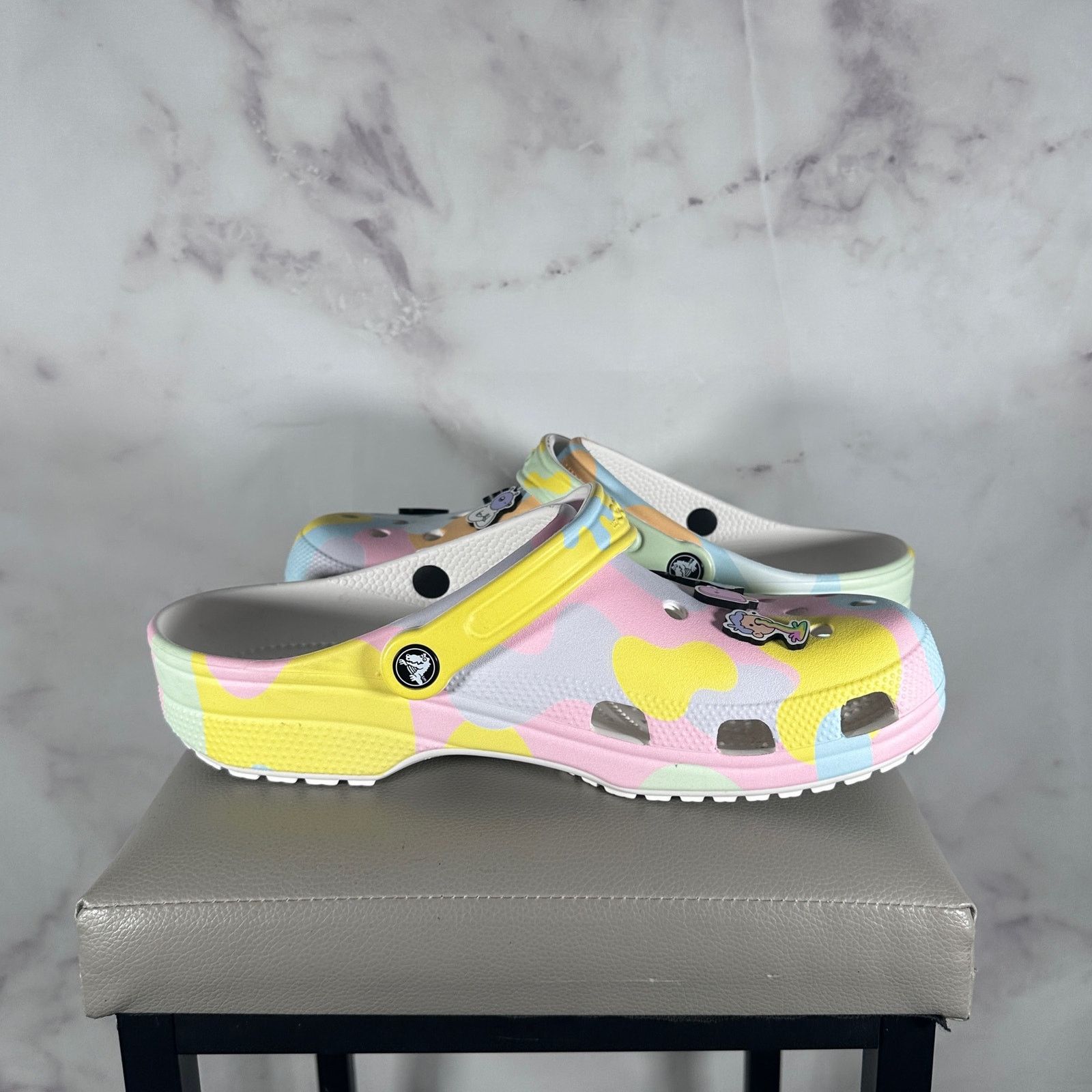 Crocs The Doodles Classic Clog Size US 11 / EU 44 - 9 Thumbnail