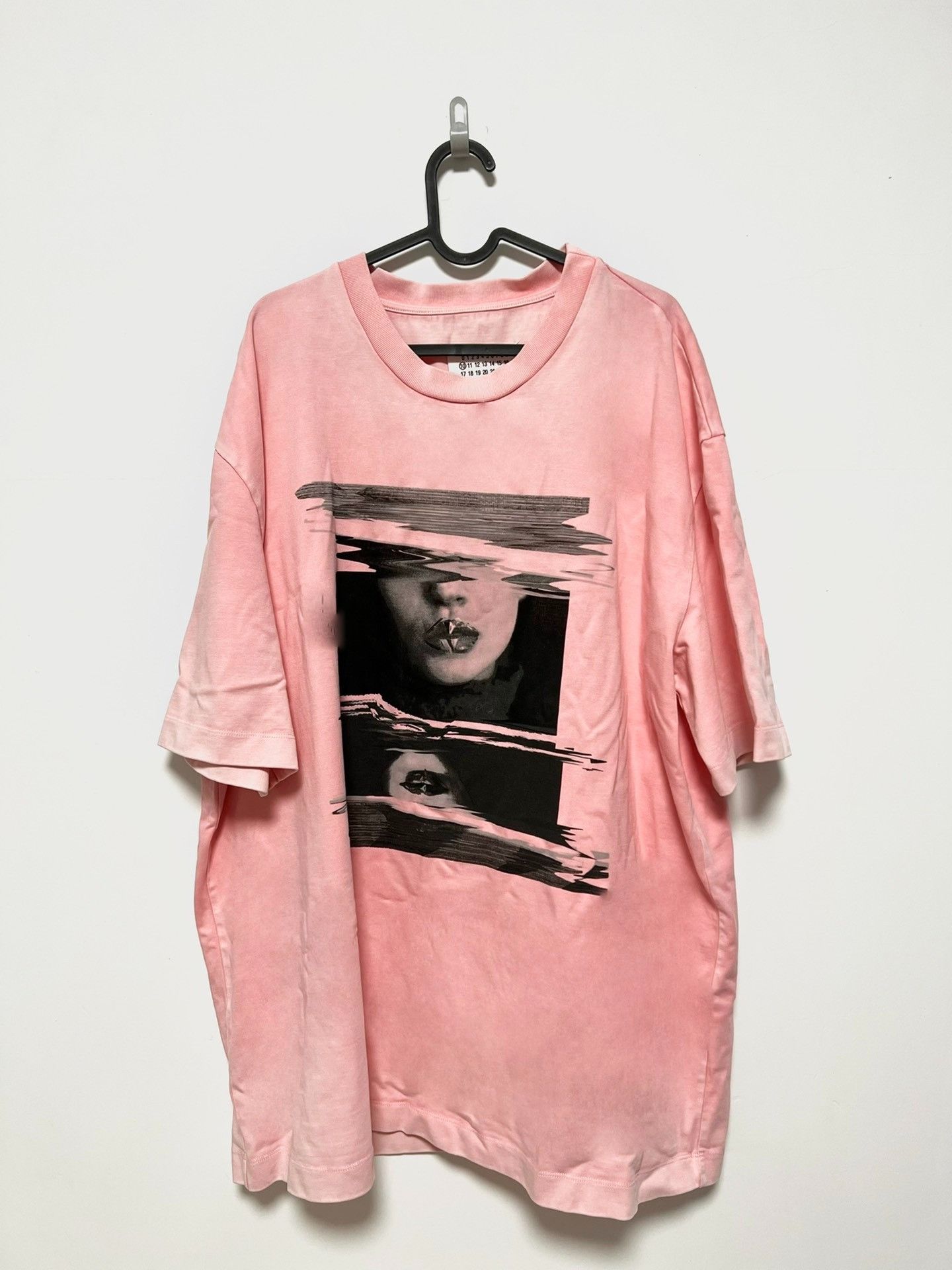 Maison Margiela Maison Margiela Silhouette portrait short-sleeved T-shirt 2 Size US M / EU 48-50 / 2 - 1 Thumbnail