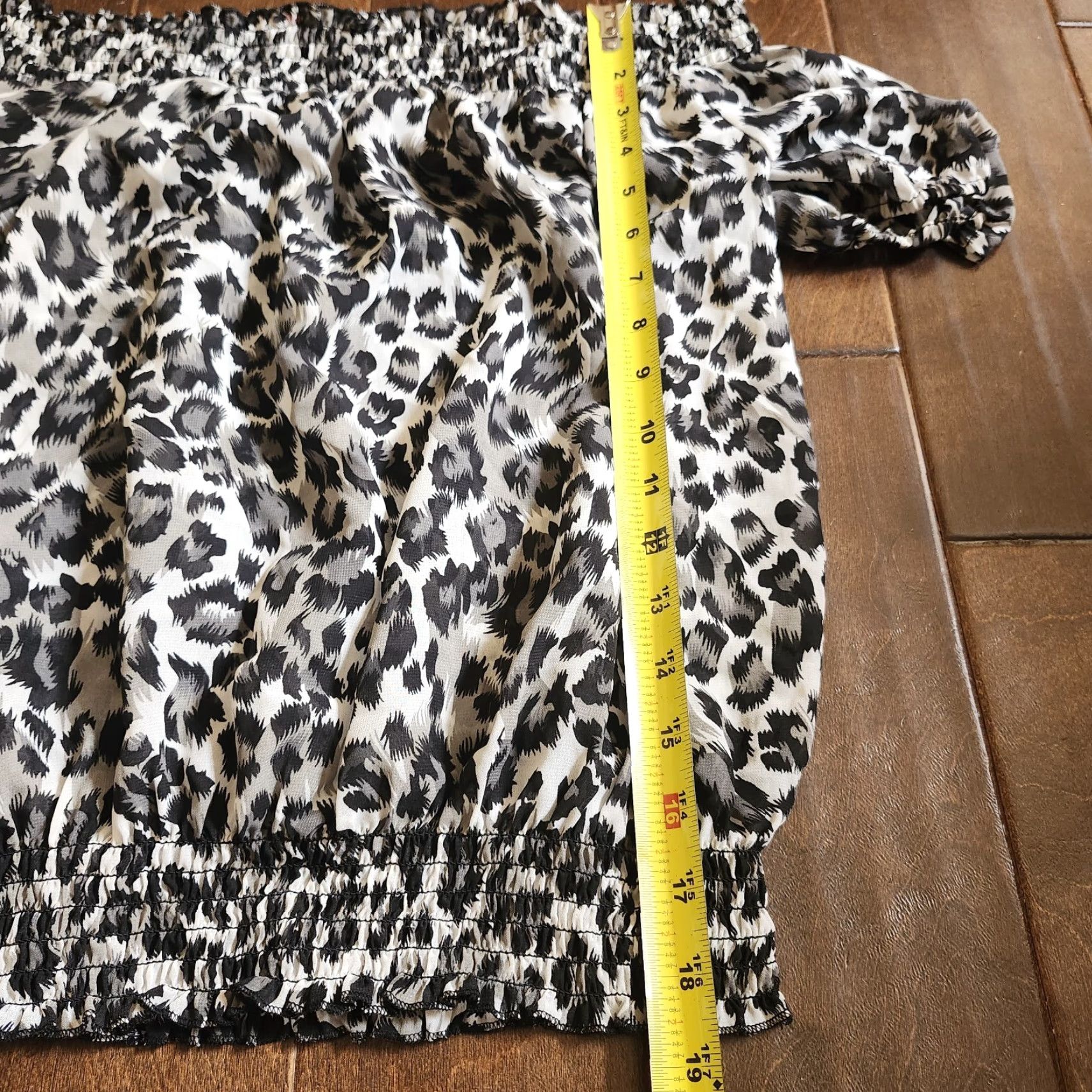 Forever 21 Forever 21 Leopard Print Off Shoulder Top - Short Sleeve - Pullover - Size S/P - Multicolor - Blouse - Women - Casual Party Travel - S/P Size S / US 4 / IT 40 - 7 Thumbnail