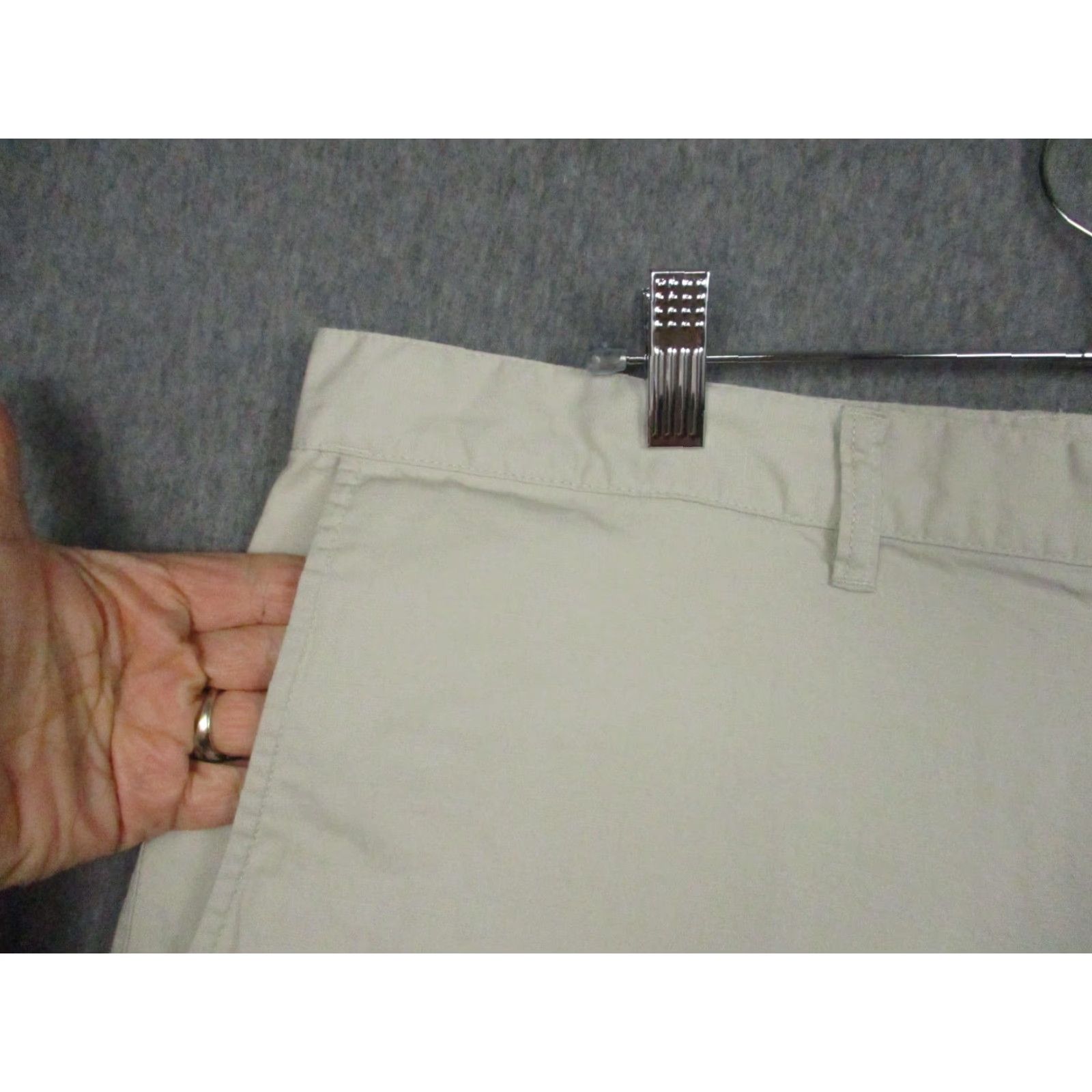 Patagonia Patagonia Shorts Mens 40 Khaki Beige Chino Cotton Hemp Casual STY57756 Mens, Adult, Regular Fit, 8 Inseam, Flat Front, Pockets, Canvas, Beigegreen? Size US 40 / EU 56 - 3 Thumbnail