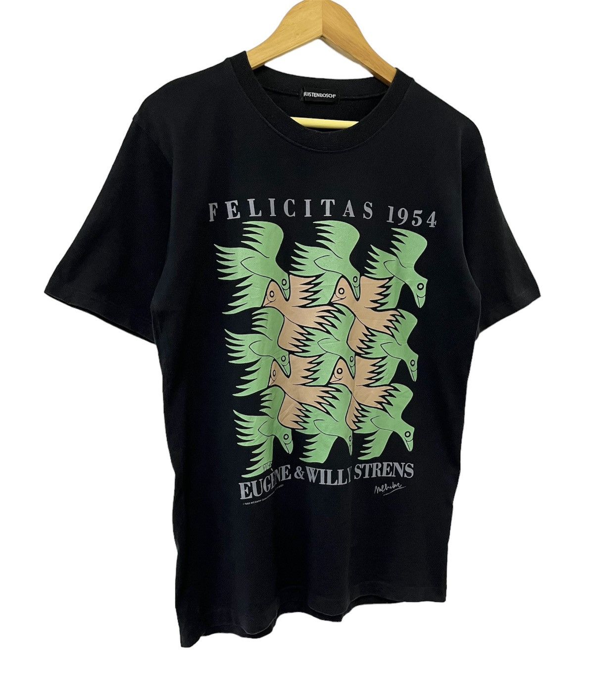 Art Comes First VINTAGE 90s MC ESCHER FELICITAS 1954 DESIGN ARTWORK TSHIRT Size US M / EU 48-50 / 2 - 2 Thumbnail