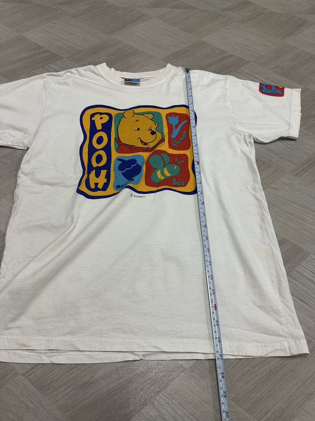 Disney Vintage Winnie The Pooh Cartoon Disney Japan Tee Size US M / EU 48-50 / 2 - 4 Thumbnail