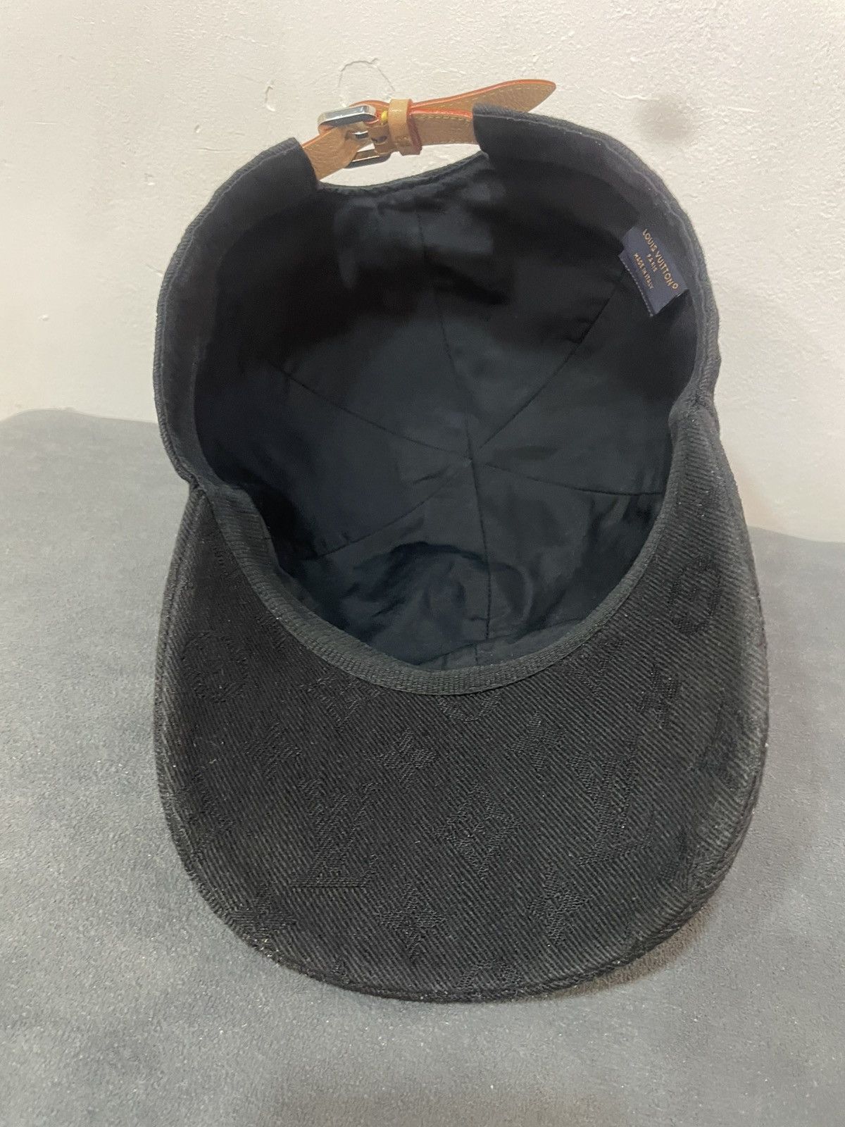 Louis Vuitton Authentic LOUIS VUITTON baseball cap Size ONE SIZE - 9 Thumbnail