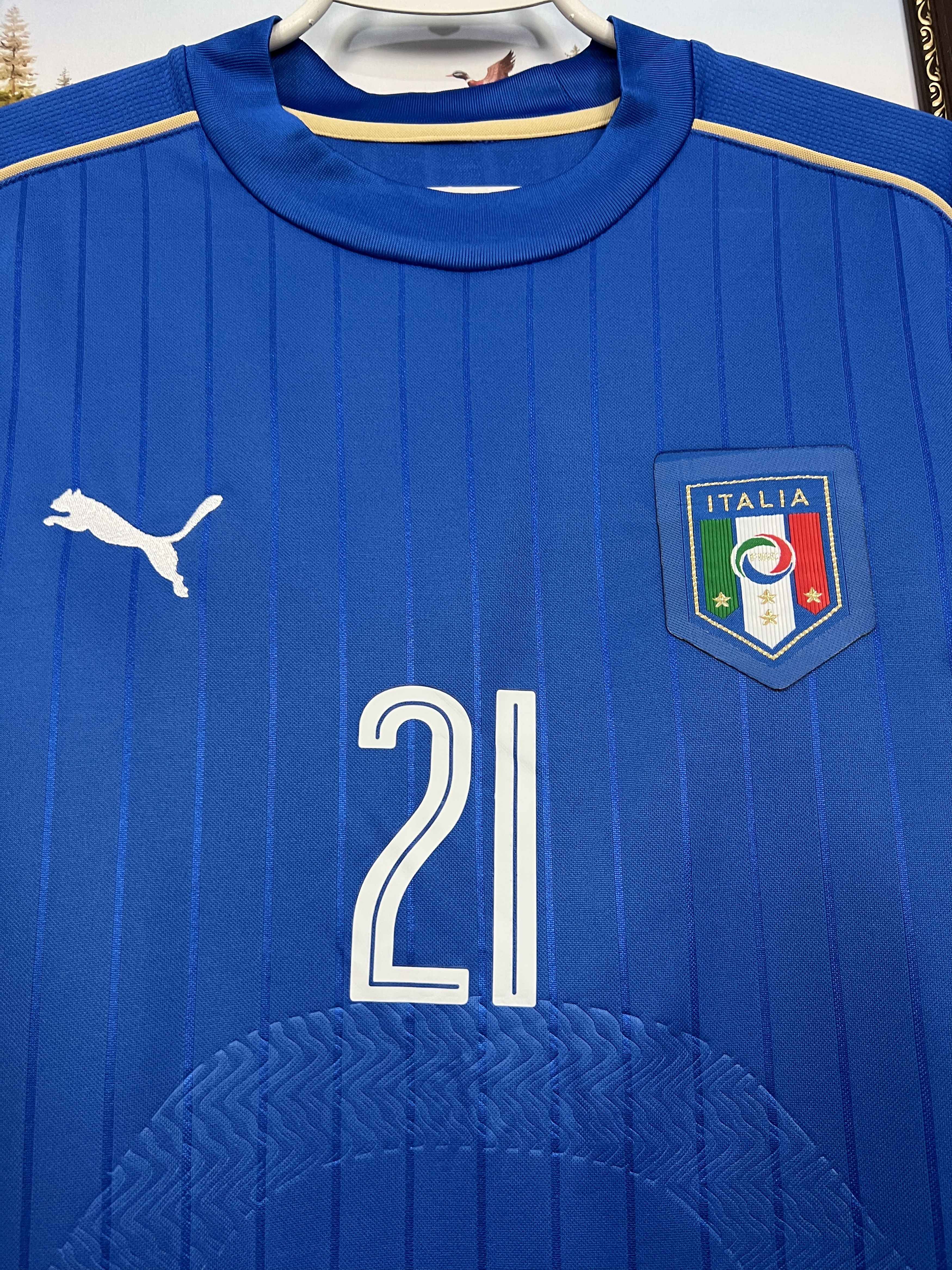 Puma Italy Home football shirt 2016 Soccer Puma #21 Pirlo Maglia Size US M / EU 48-50 / 2 - 6 Thumbnail