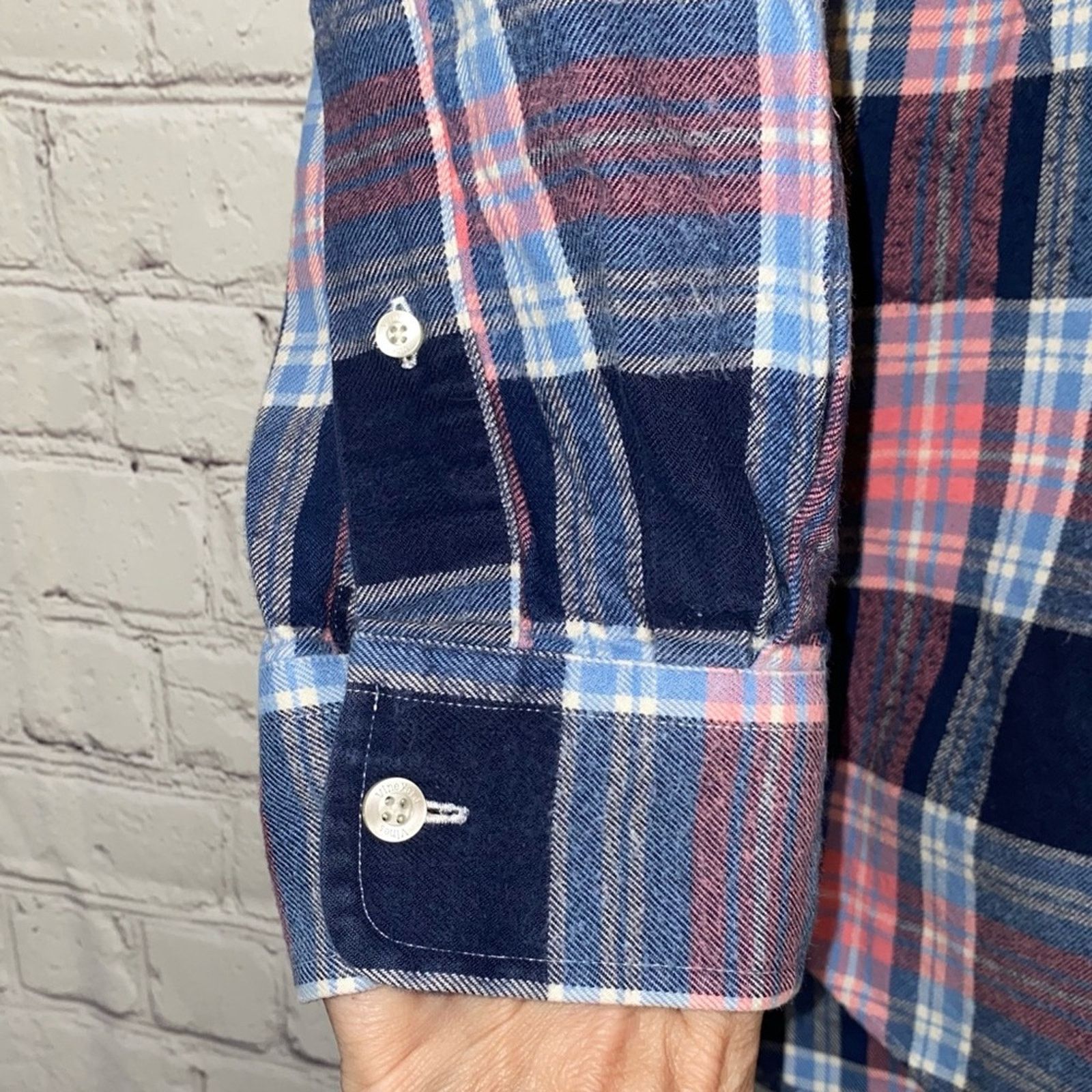 Vineyard Vines Vineyard Vines Tucker Shirt Plaid Button Down Flannel Shirt Size US S / EU 44-46 / 1 - 2 Thumbnail