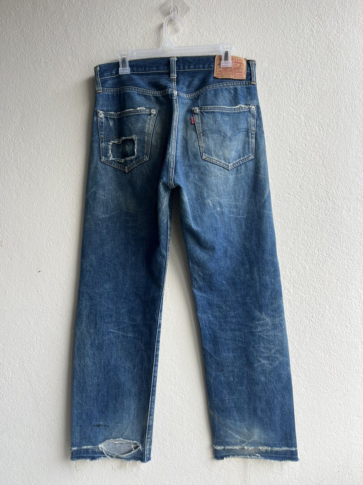 Levi's Vintage Clothing Trashed 90s LVC Levi’s 501 XX Big E Mud Denim Selvedge Jeans Size US 32 / EU 48 - 3 Thumbnail