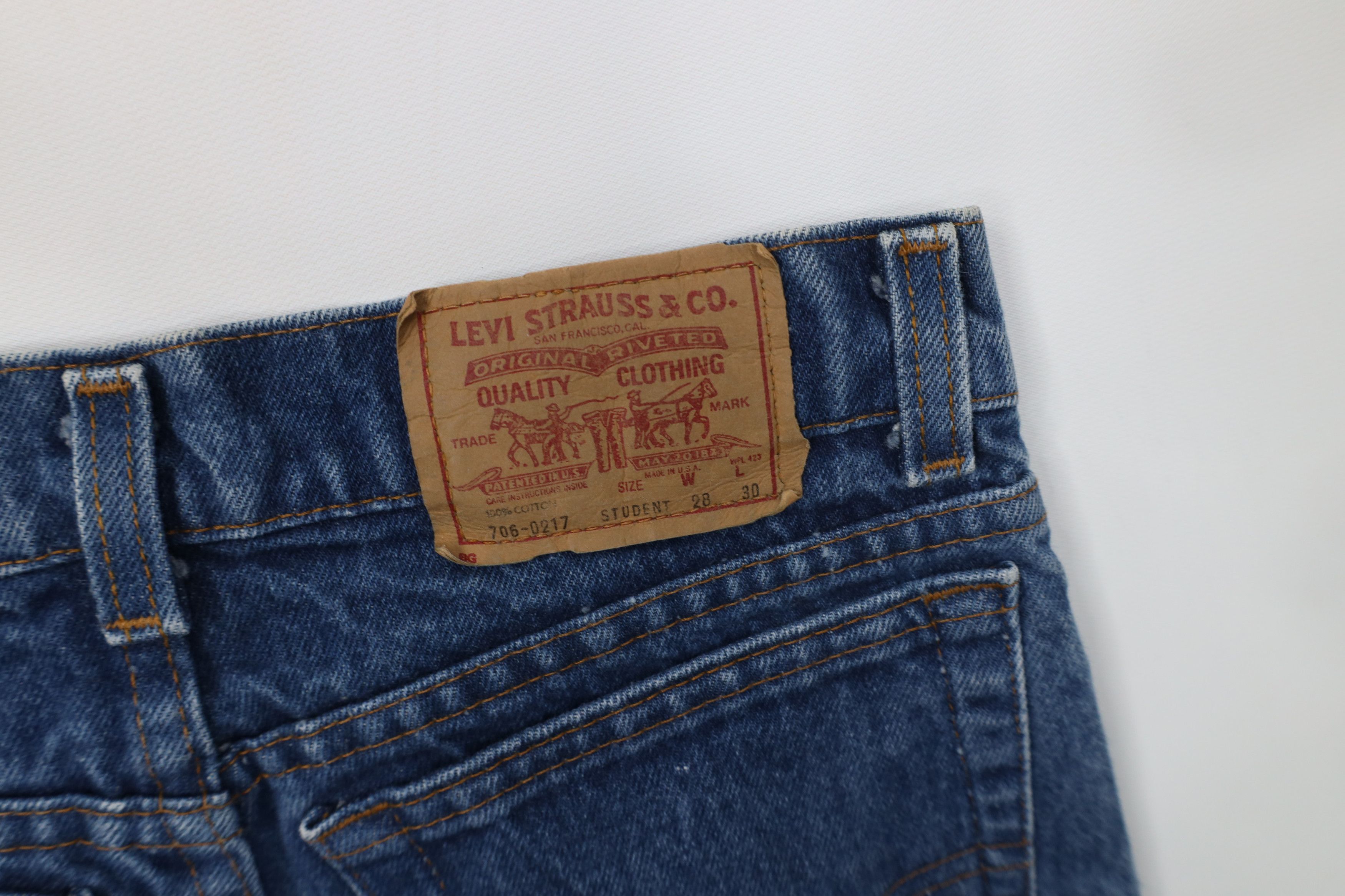 Levi's Vintage 80s Levis 706 Fit Faded Denim Jeans Blue Cotton USA Size 28" / US 6 / IT 42 - 14 Thumbnail