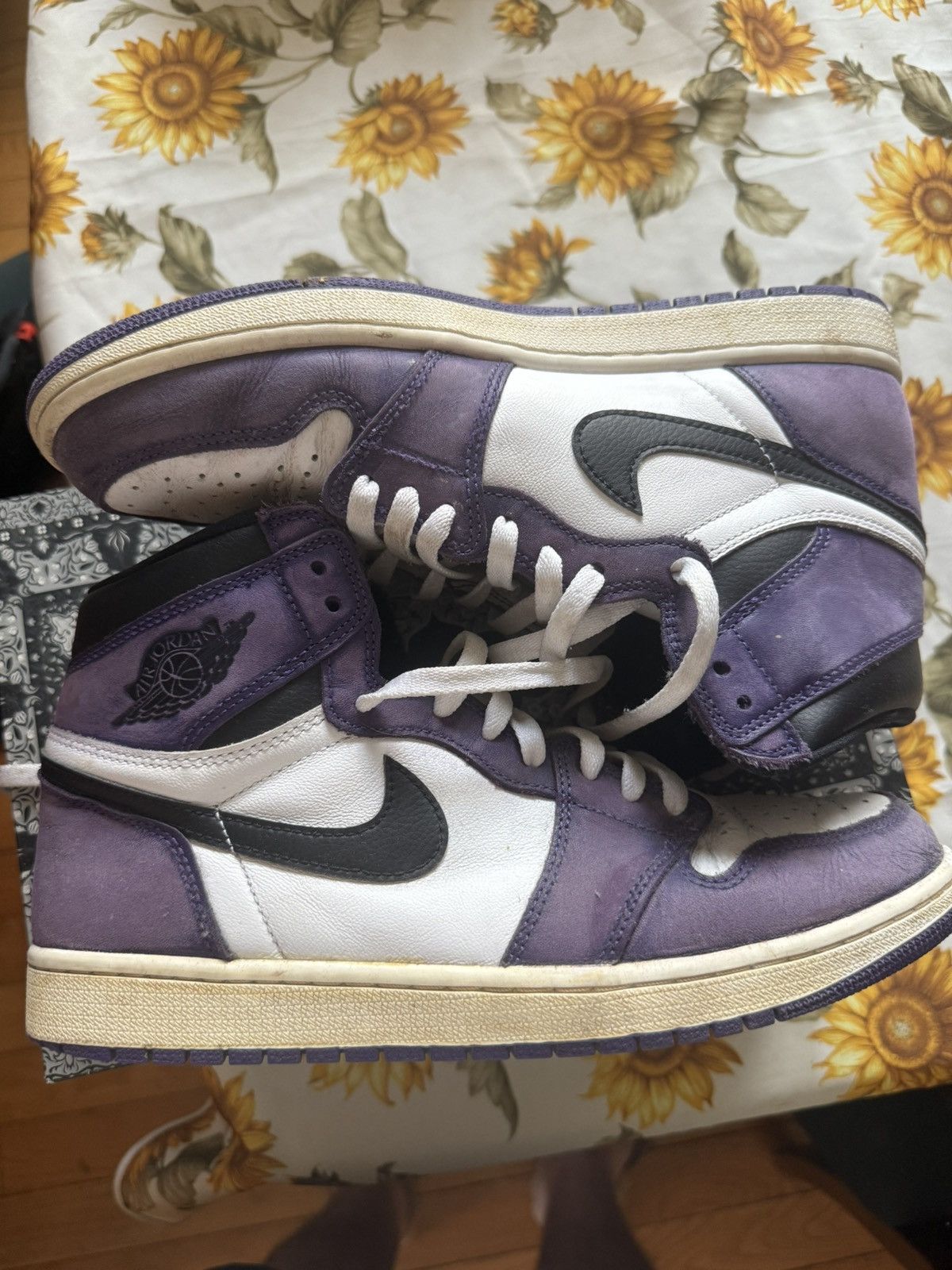 Jordan Brand Jordan 1 “Court Purple 2.0” DIY Size US 11 / EU 44 - 1 Thumbnail