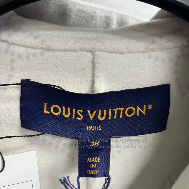 Louis Vuitton Louis Vuitton 24 New Grey Stripe Trim Zip Hooded Jacket Size XS / US 0-2 / IT 36-38 - 3 Thumbnail