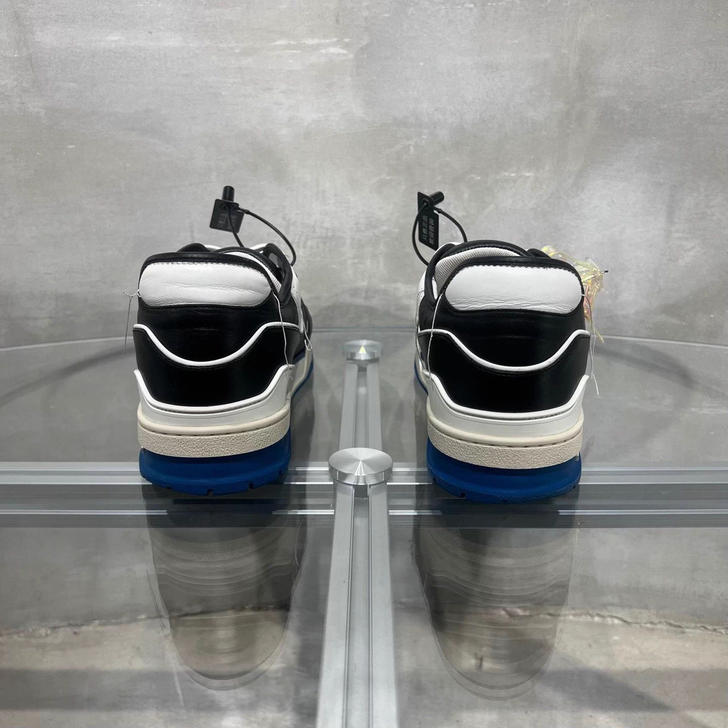 Louis Vuitton LV TRAINER HF White/Blue UK10.5 / 44.5 EU Size US 10.5 / EU 43-44 - 6 Thumbnail