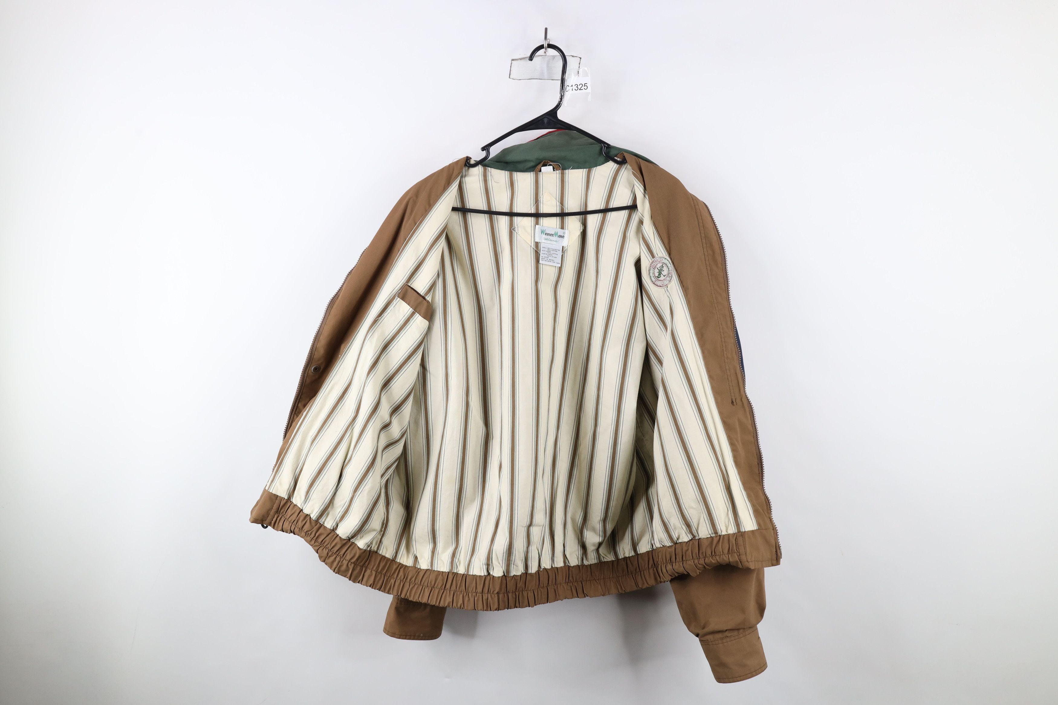 Vintage Vintage 90s Eastern Michigan University Huron Golf Jacket Size US L / EU 52-54 / 3 - 12 Thumbnail