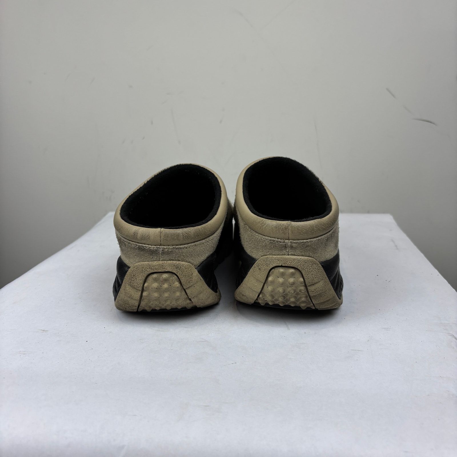 Nike Nike ACG Rufus Limestone and Black Suede Slip On Shoes 10.5 Size US 10.5 / EU 43-44 - 4 Thumbnail