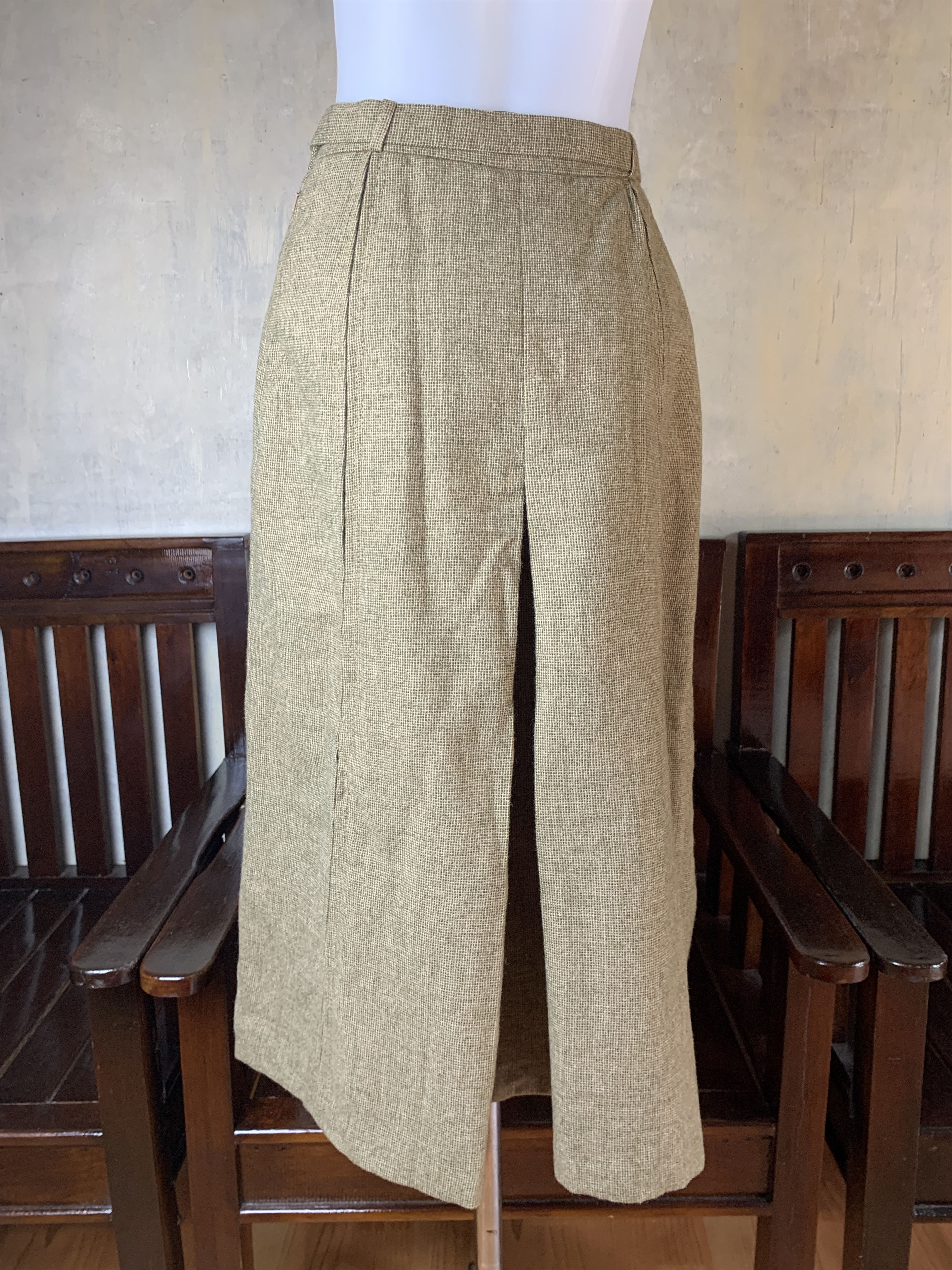 Japanese Brand 1990s Gor-Ray Tan Pure Wool High Waist Skirt (24) Size 24" / US 00 / IT 34 - 3 Thumbnail
