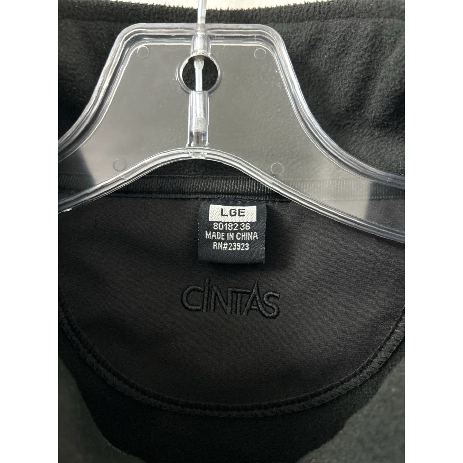Vintage Cintas Mens Black Softshell Jacket Full Zip Fleece Lined Workwear Stand-Up Collar ZIP Pockets Embroidered LAZ Parking Logo Size US L / EU 52-54 / 3 - 7 Thumbnail