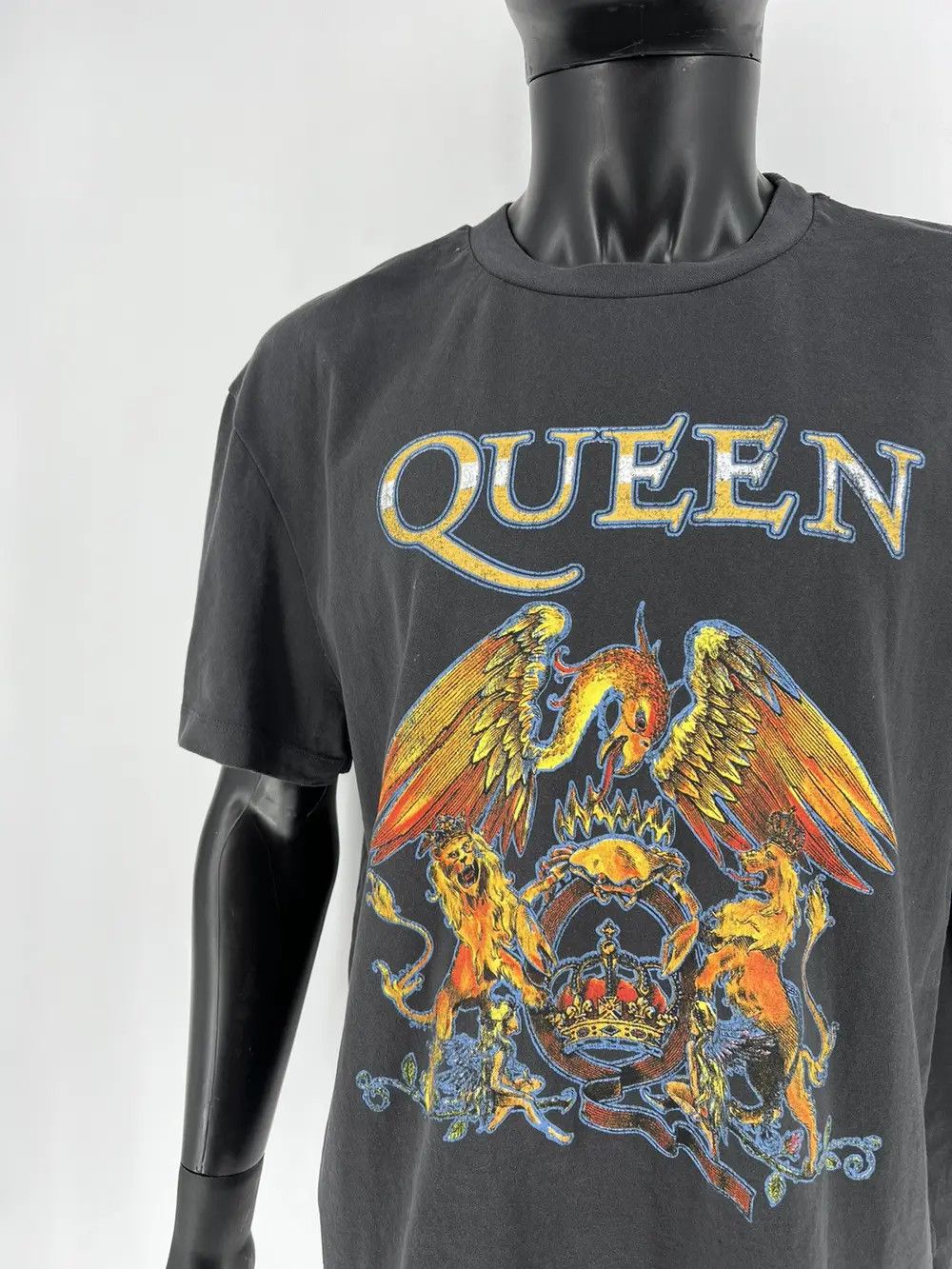 Band Tees Mens Vintage QUEEN T Shirt Rock Band Tee Size US XL / EU 56 / 4 - 3 Thumbnail