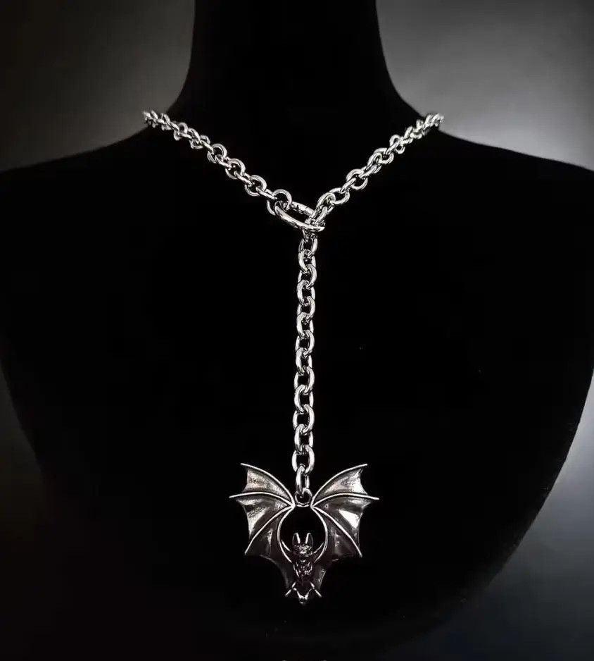 Jewelry Bat O-Ring Necklace Size ONE SIZE - 1 Thumbnail
