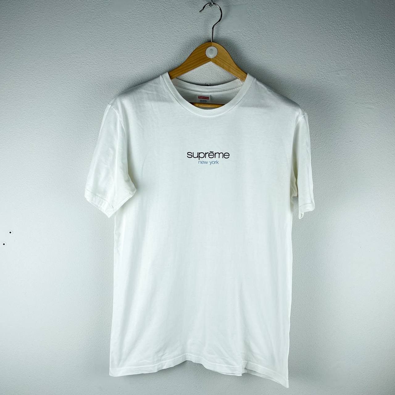 Supreme Supreme T-shirt Size US M / EU 48-50 / 2 - 1 Thumbnail