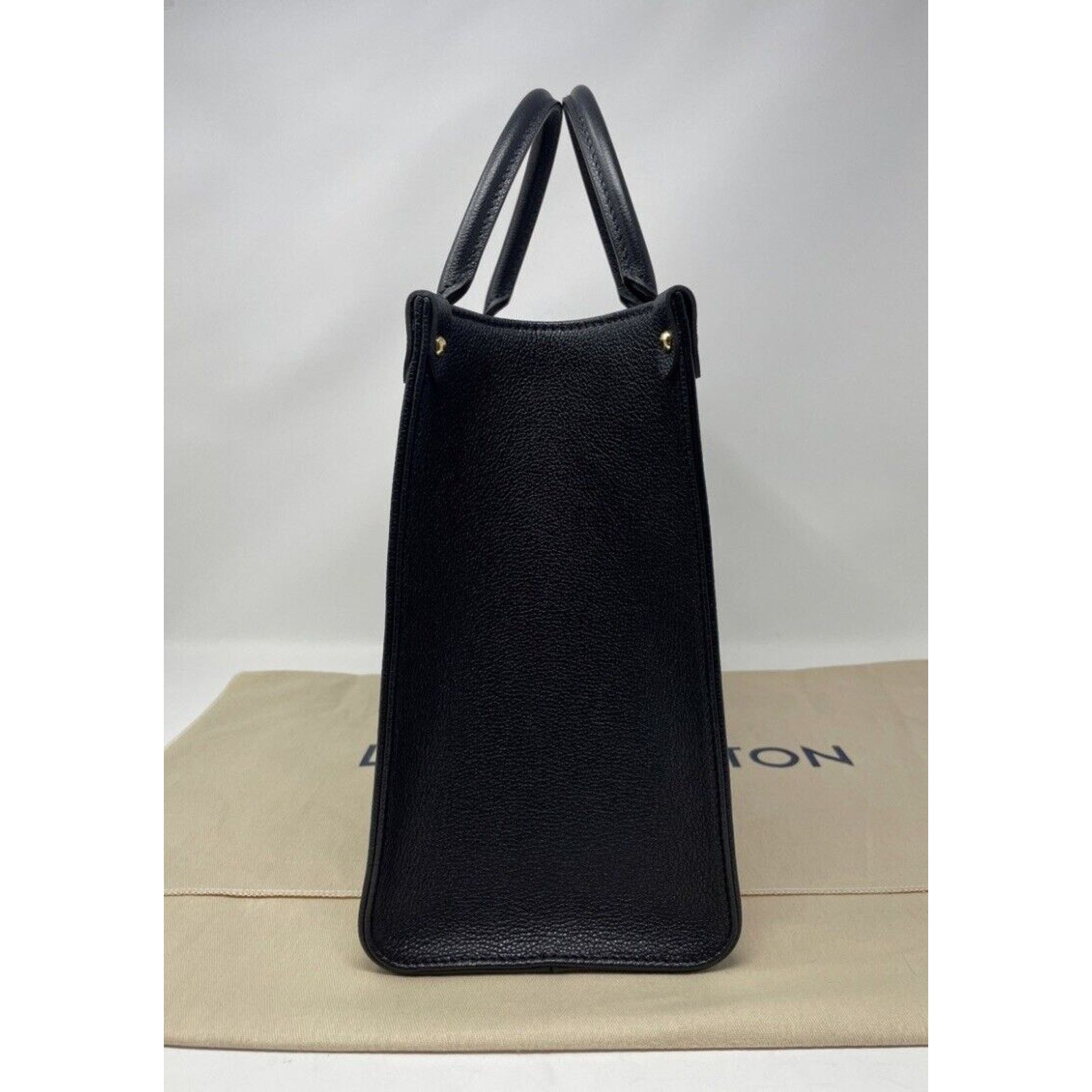 Louis Vuitton Louis Vuitton M45495 OnTheGo Tote MM Black/Beige Size ONE SIZE - 7 Thumbnail