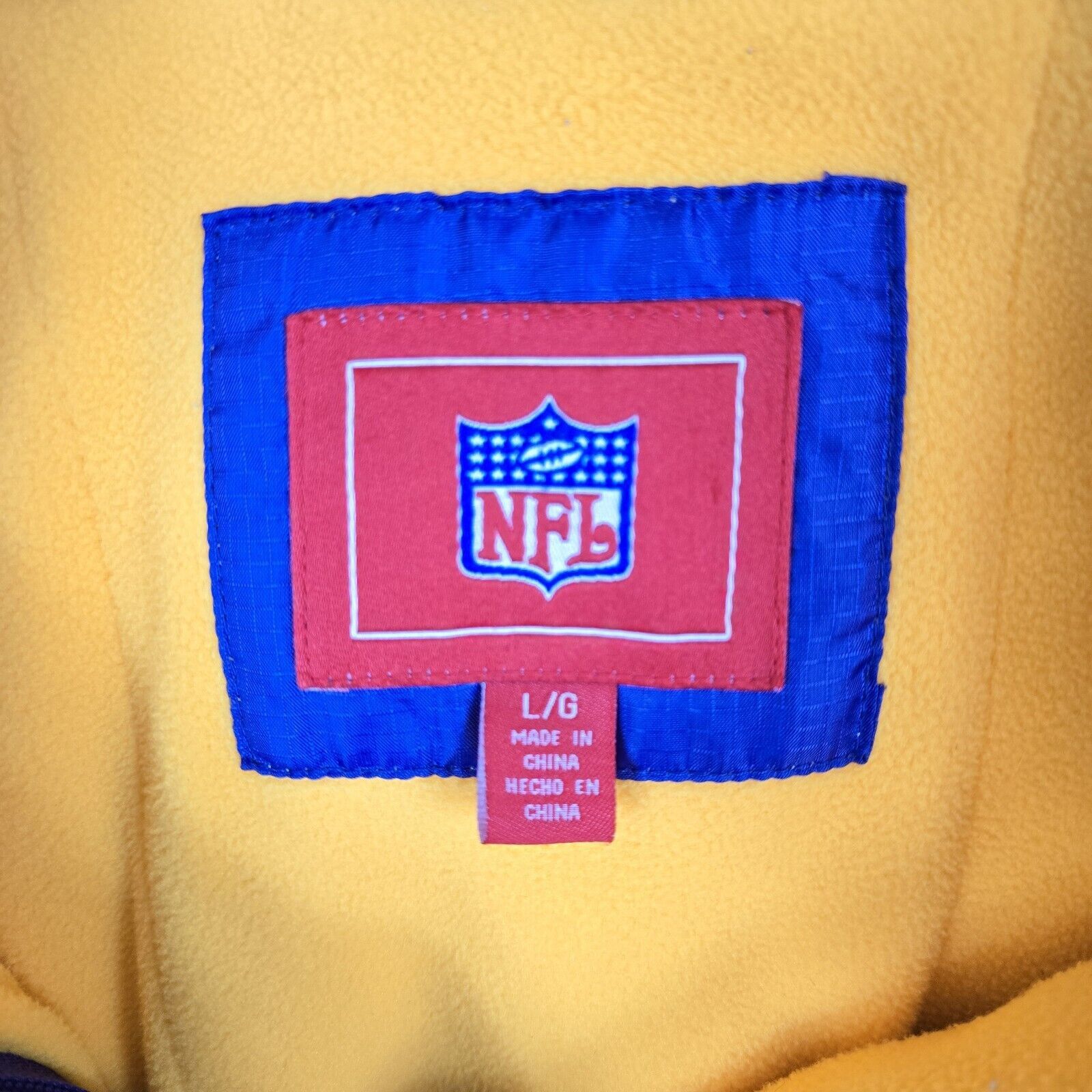 NFL Vintage Minnesota Vikings NFL G-iii Jacket Mens Large Purple Size US L / EU 52-54 / 3 - 9 Thumbnail