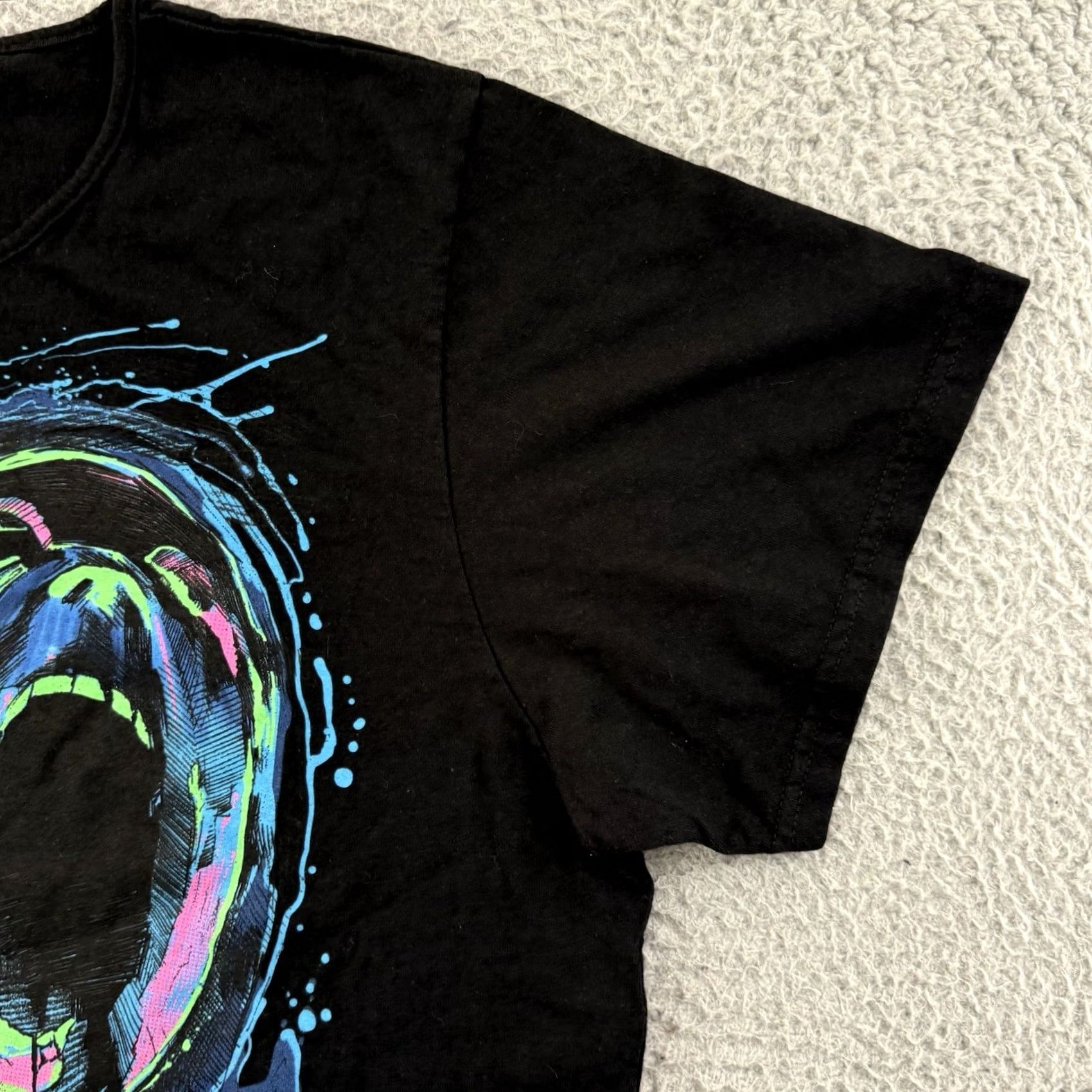 Hanes Pink Floyd The Wall Shirt Women 2XL Black Band Short Sleeve Music Concert Grunge Size XXL / US 16-18 / IT 52-54 - 5 Thumbnail