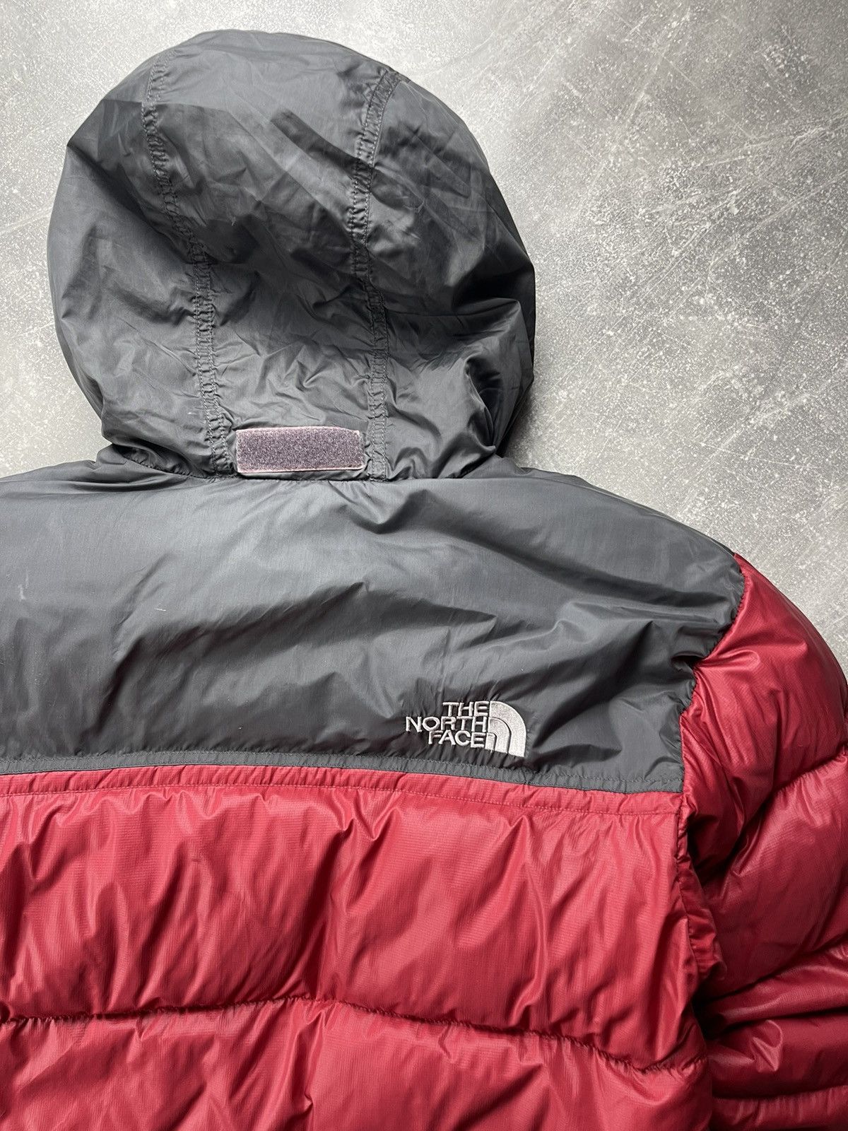 The North Face The North Face 700 Goose Down Puffer Nylon Jacket Red Black Size US L / EU 52-54 / 3 - 14 Thumbnail