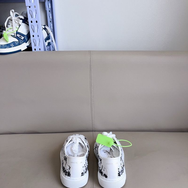 Louis Vuitton Louis Vuitton Lagoon Low Top Sneaker in Pink - Size US 8.5 / IT 38.5 - 3 Thumbnail