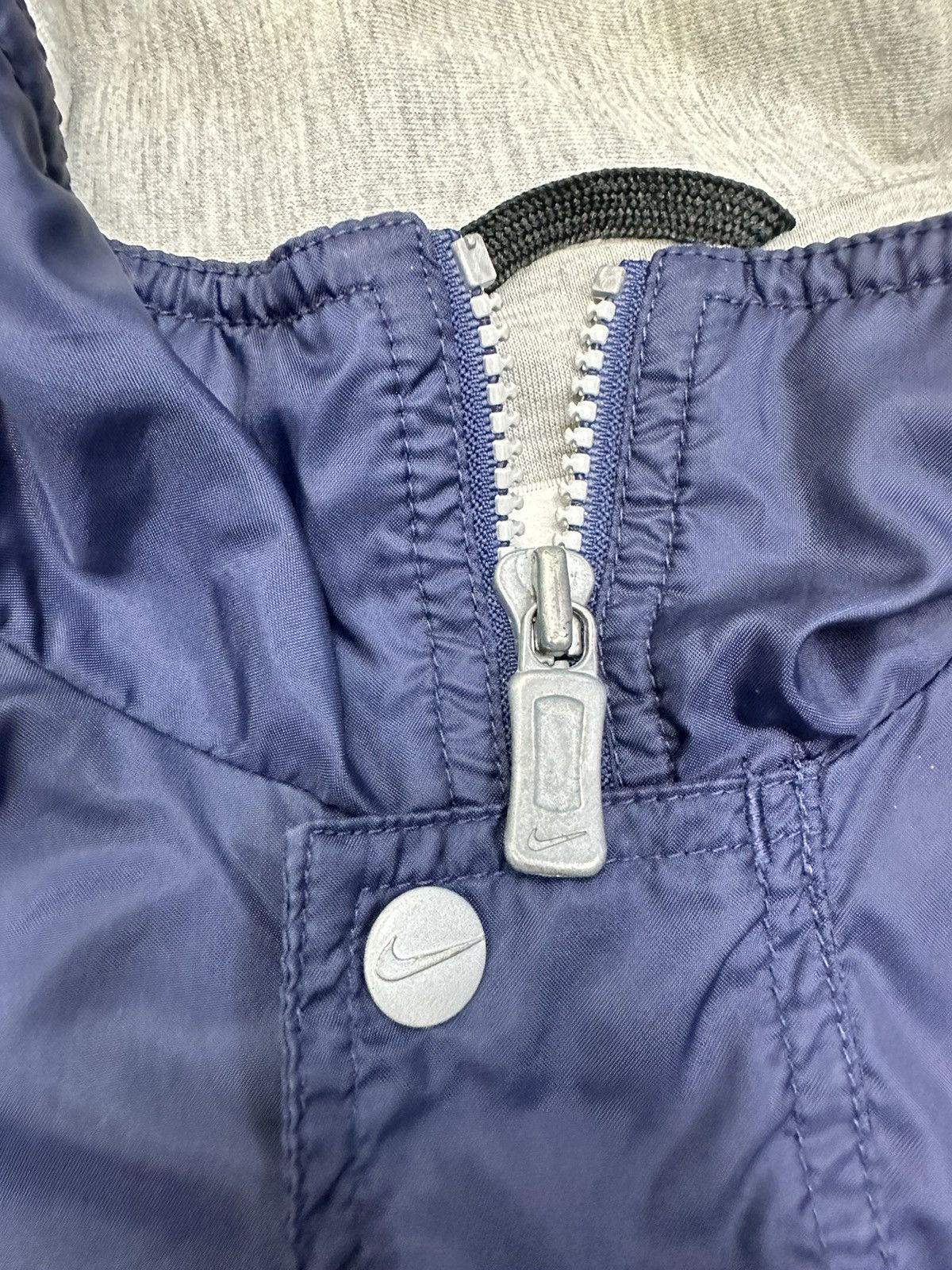 Nike × Vintage Vintage 90s Nike Swoosh Nylon Jacket MJ04 Size US M / EU 48-50 / 2 - 9 Thumbnail