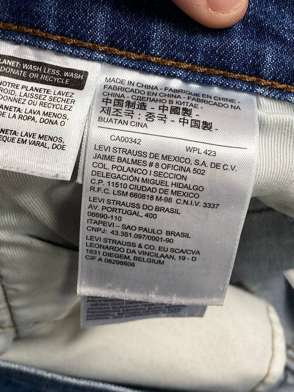 Levi's Vintage Levi’s 541 Denim Engineered Twisted Jeans Japan Y2K Size US 33 - 13 Thumbnail
