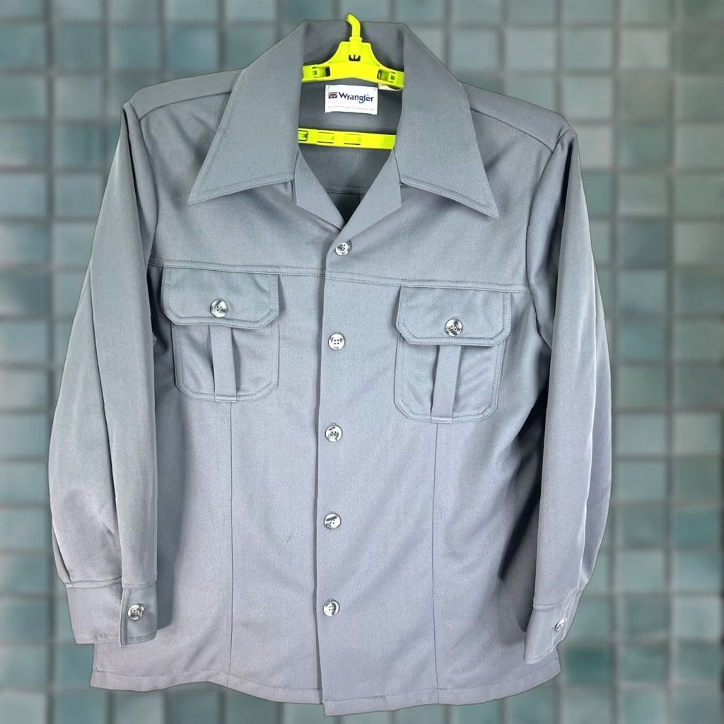 Wrangler VINTAGE Wrangler Button-Up Shirt Mens Size L Gray Long Sleeve Polyester Size US L / EU 52-54 / 3 - 1 Thumbnail