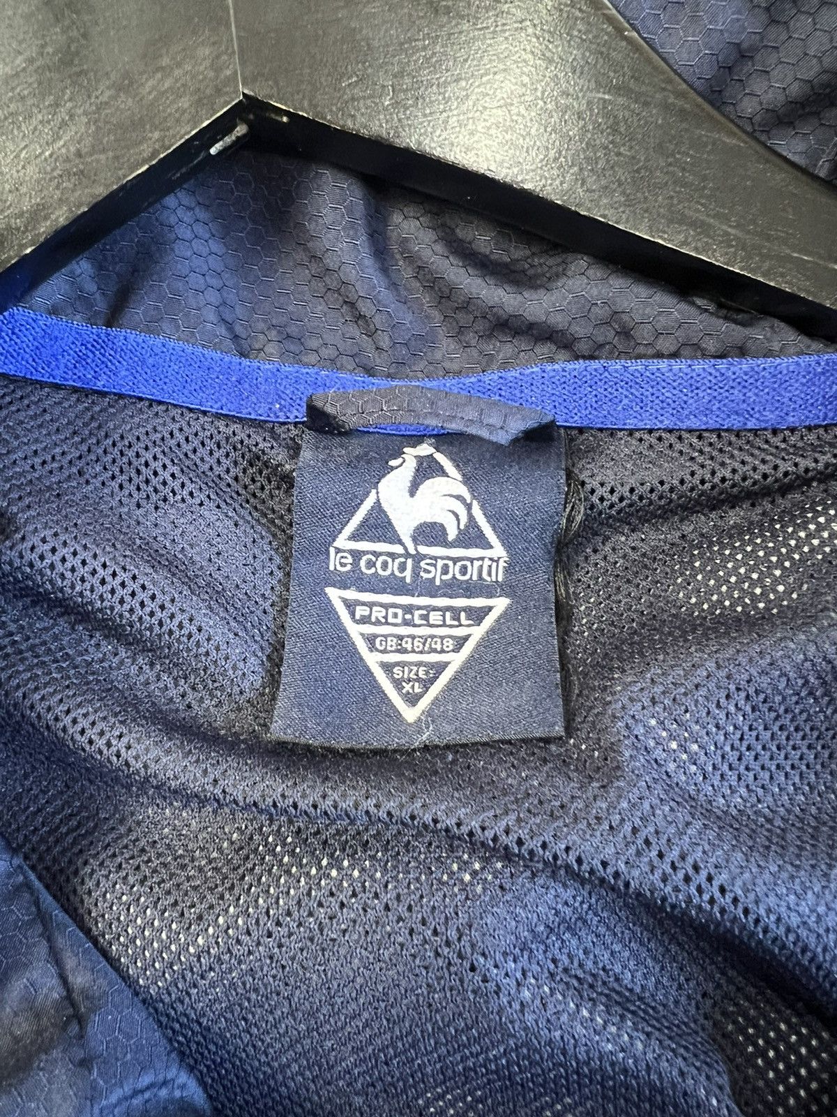 Le Coq Sportif Vintage Everton Le Coq Sportif Jacket Size XL Size US XL / EU 56 / 4 - 7 Thumbnail