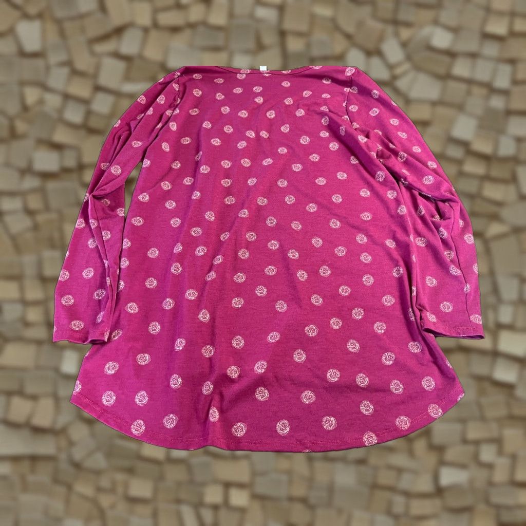 Vintage **LuLaRoe Women's Plus Size 2XL Maroon Polka Dot Long Sleeve Shirt** User: LuLaRoe Women's Plus Size 2XL Maroon Polka Dot Long Sleeve Shirt Size XXL / US 16-18 / IT 52-54 - 1 Thumbnail