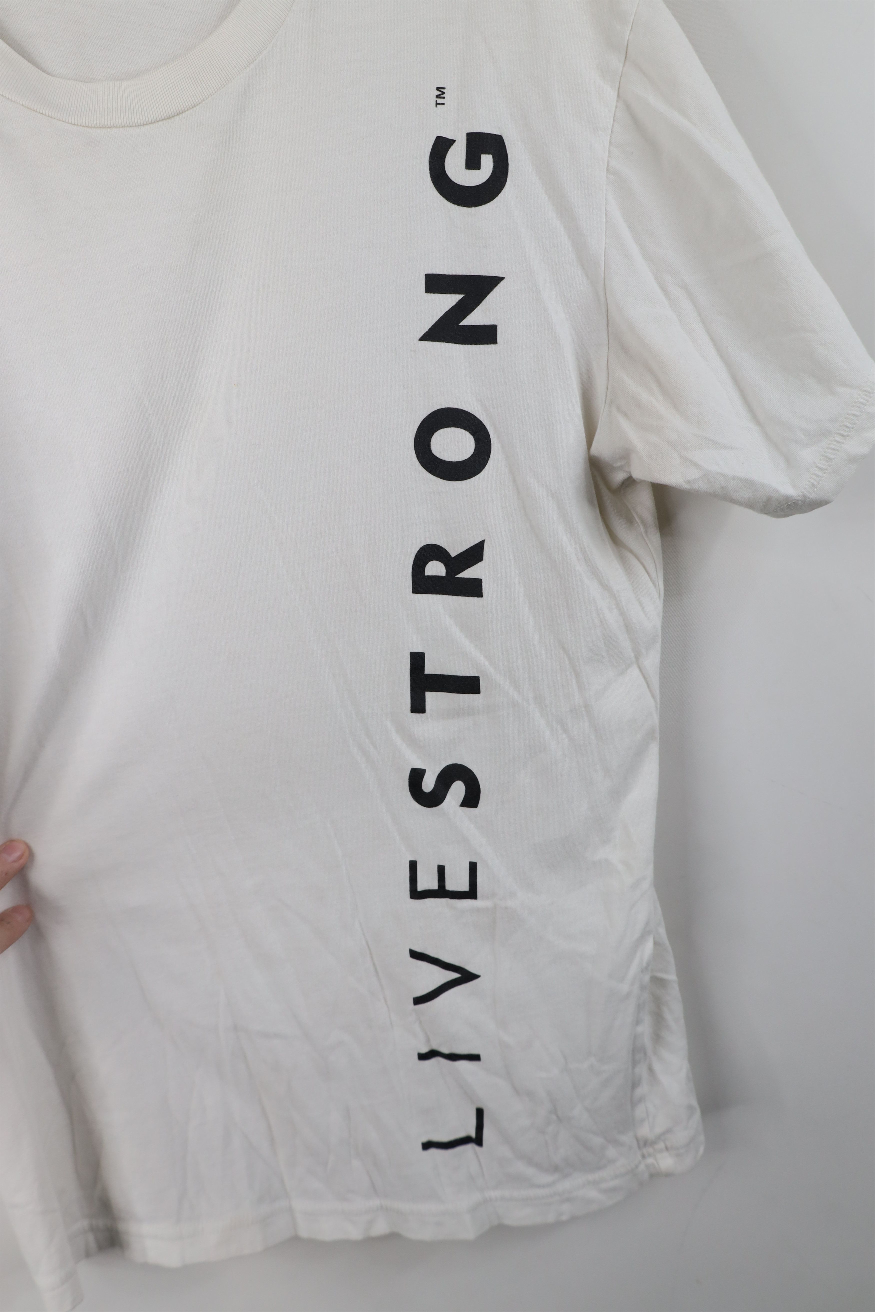 Nike Vintage Nike Livestrong Lance Armstrong Short Sleeve T-Shirt Size US M / EU 48-50 / 2 - 6 Thumbnail