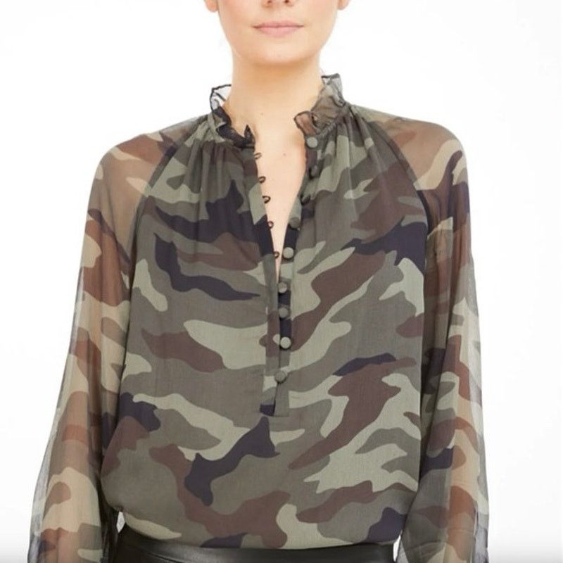 Generation Love NWT Generation Love Noa Blouse Army Camo size XXS Size XXS / US 00 / IT 34 - 2 Thumbnail