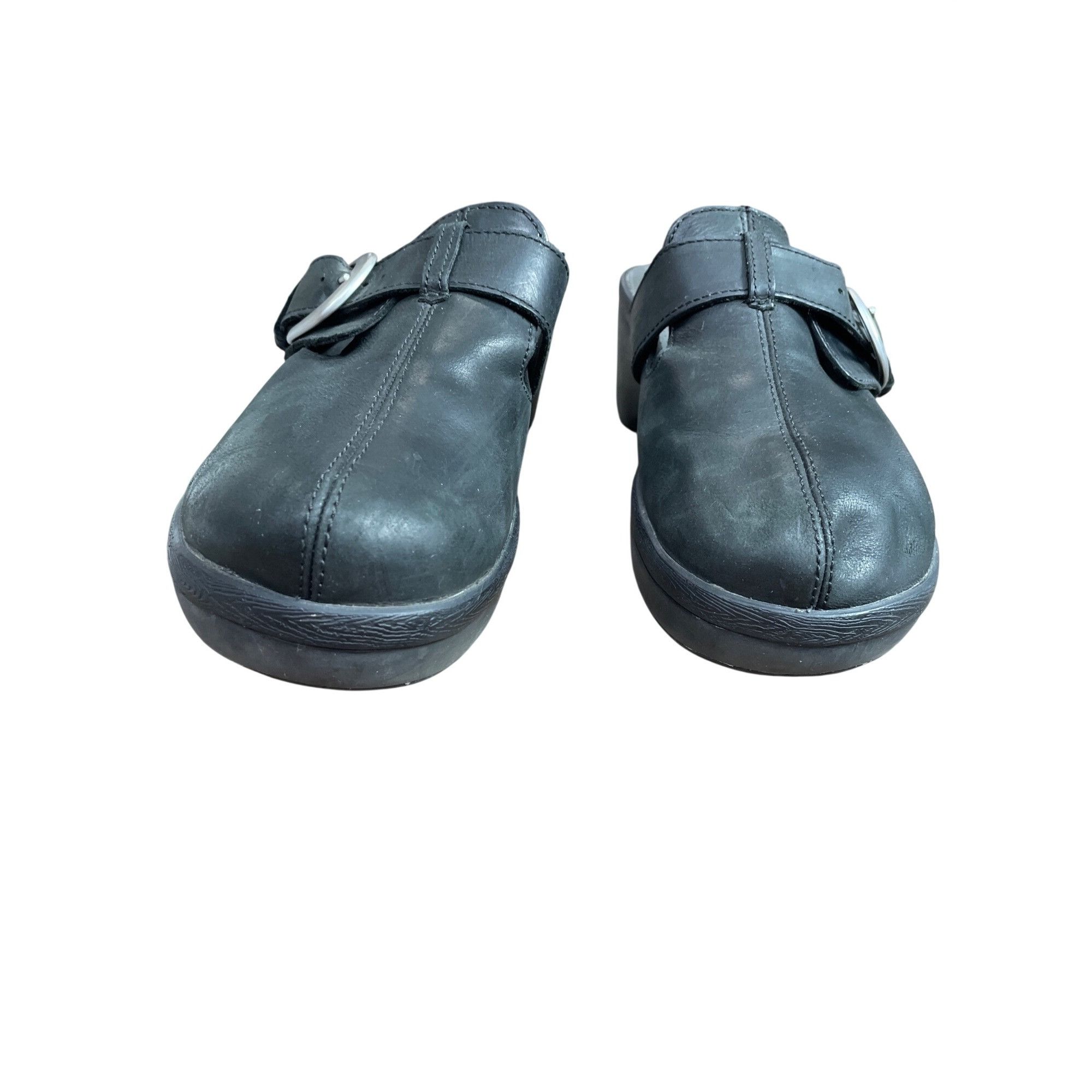 Crocs Crocs womans black leather slip on clogs mules Sz 9 SKU 9725 Size US 9 / IT 39 - 13 Thumbnail