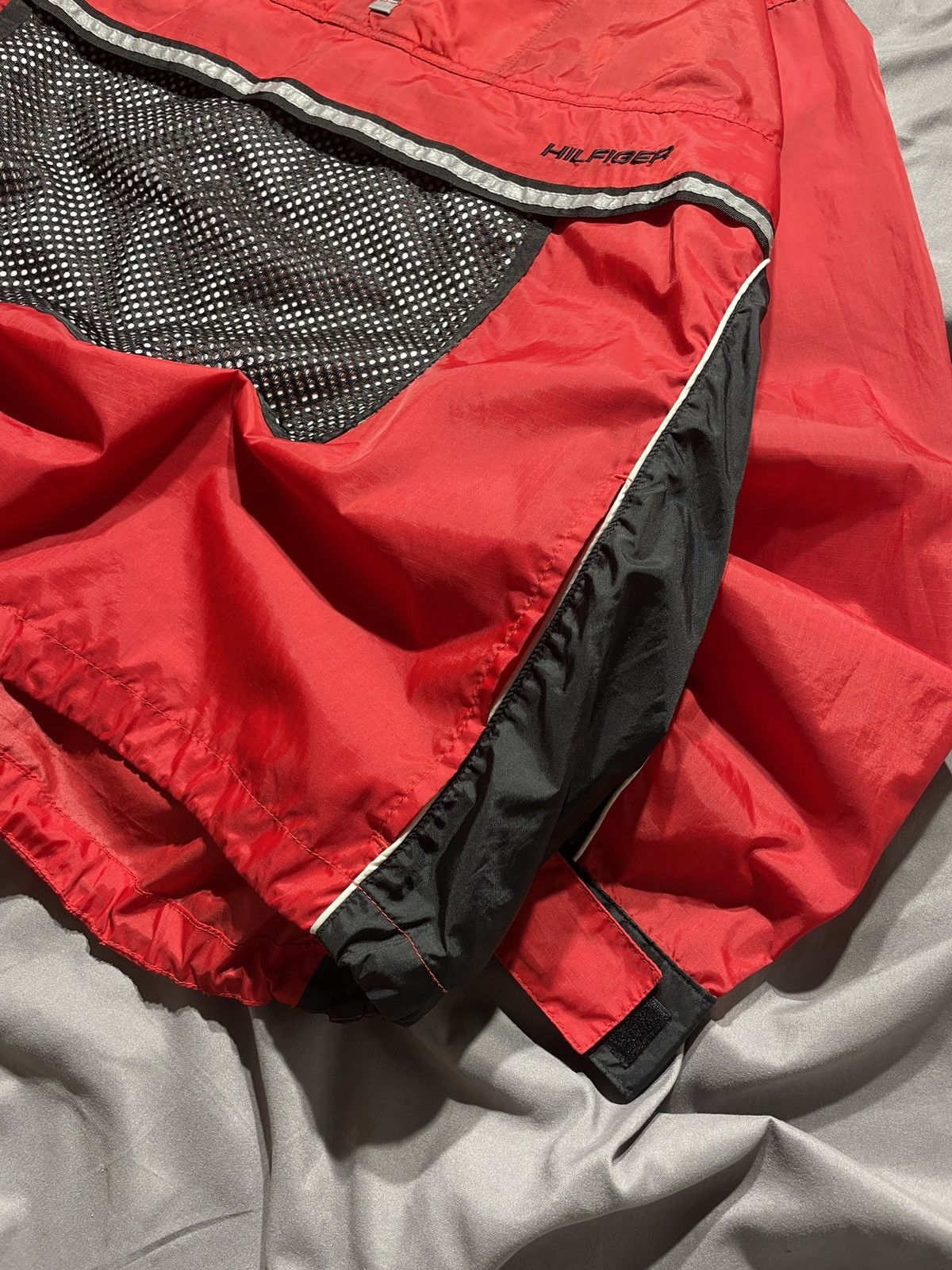 Tommy Hilfiger × Vintage 90s rare Tommy Hilfiger light anorak jacket vintage Size US L / EU 52-54 / 3 - 3 Thumbnail