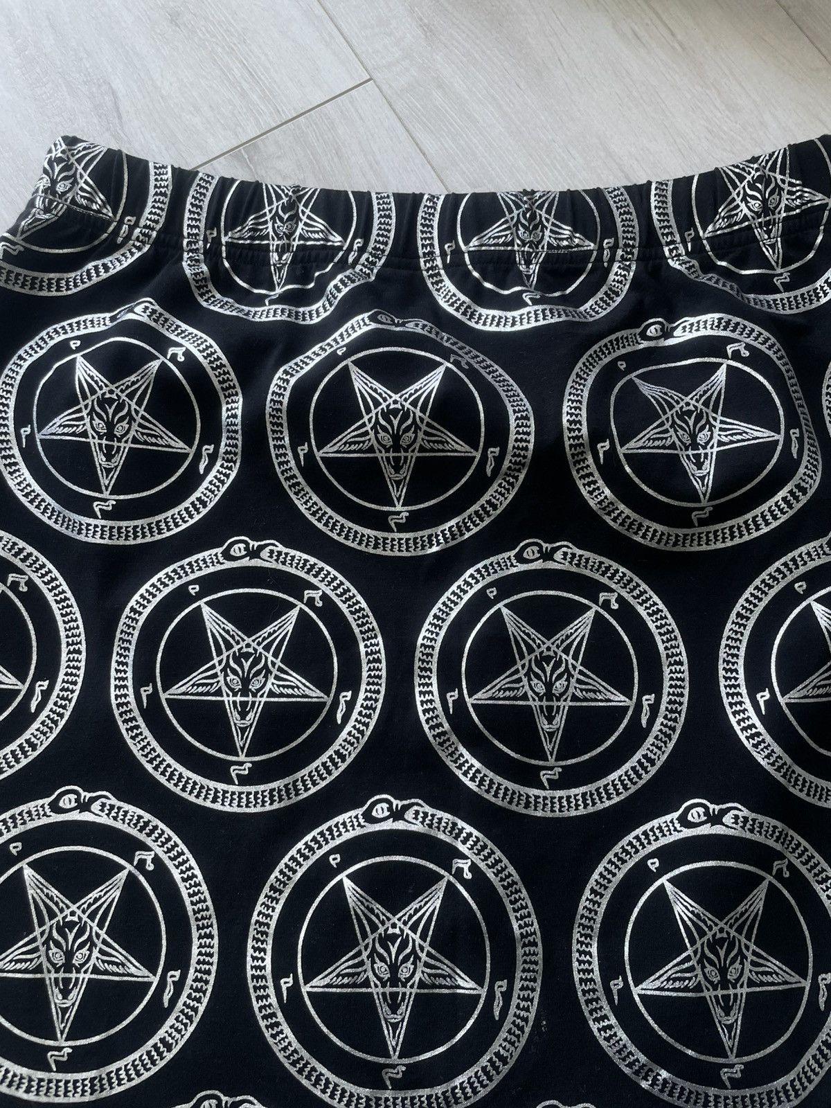 Killstar Avant Garde Killstar Black Pentagram Monogram Logo Skirt Size 27" / US 4 / IT 40 - 4 Thumbnail