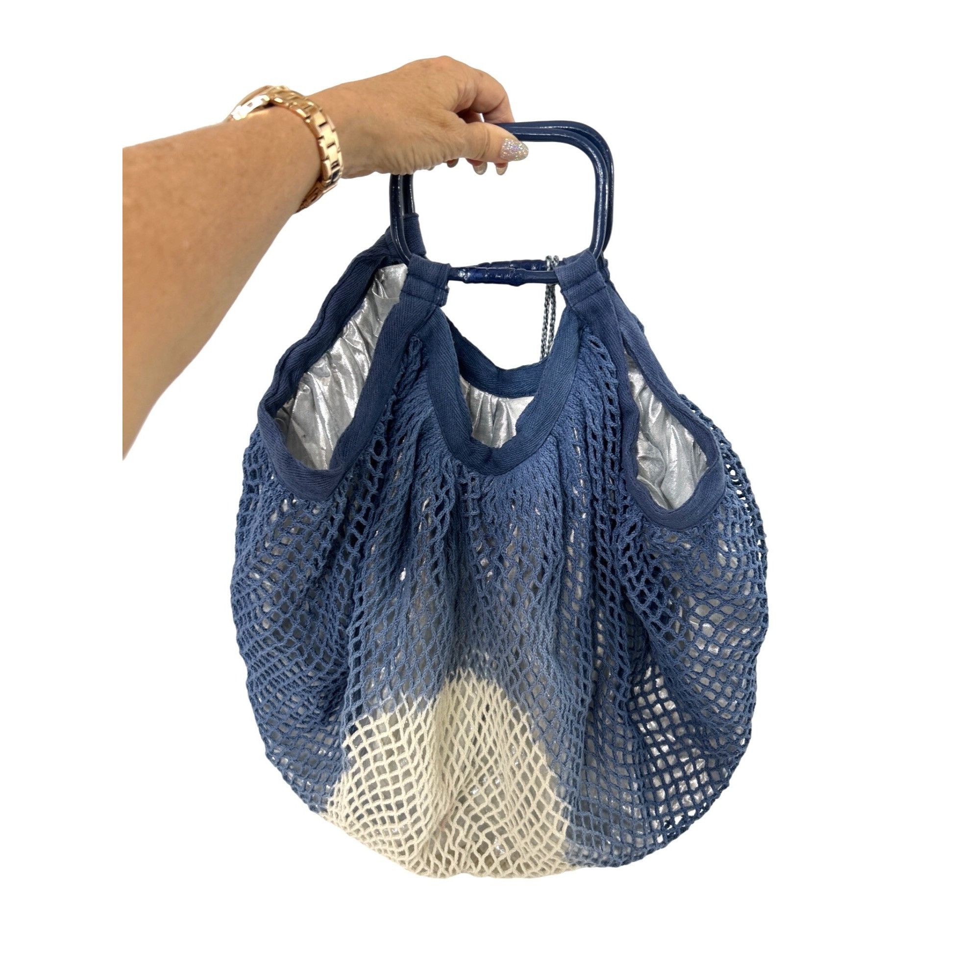 Other America & Beyond Handheld Tote Bag Fishnet Blue White Ombré Size ONE SIZE - 2 Thumbnail
