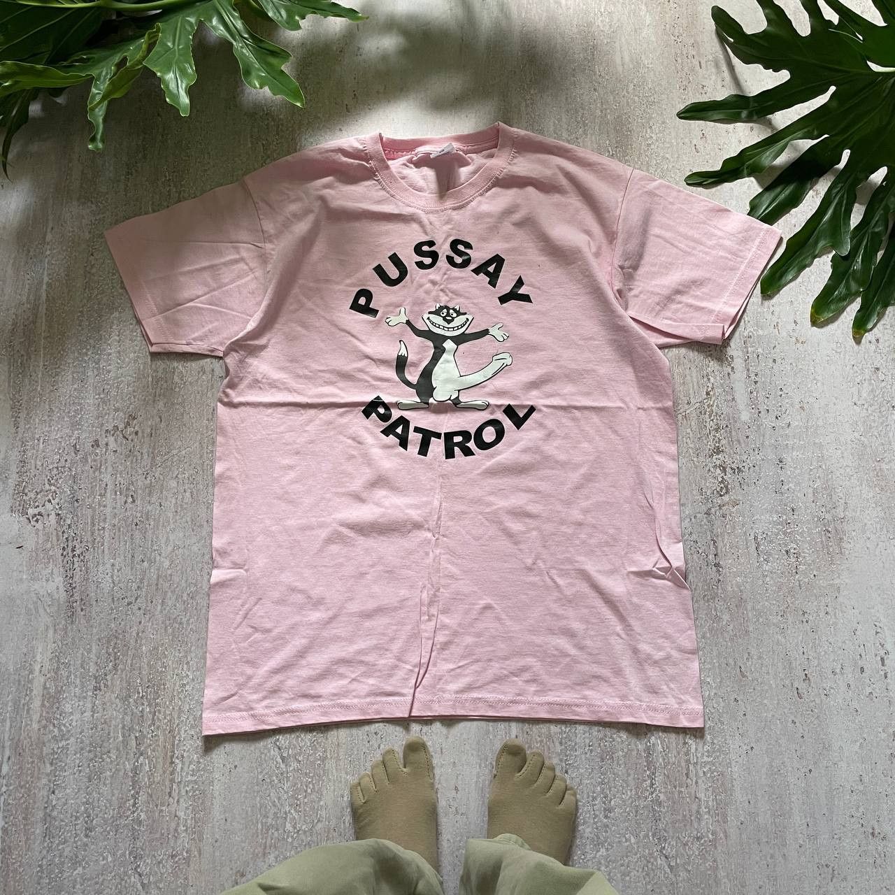 Other VINTAGE Y2K PUSSAY PATROL ADULT HUMOR MOVIE T SHIRT 187 Size US L / EU 52-54 / 3 - 1 Thumbnail