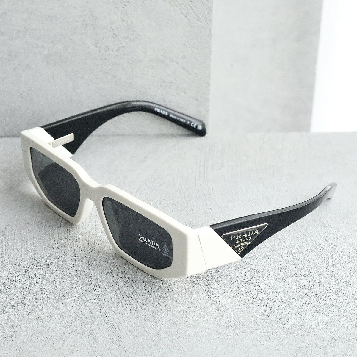 Prada PRADA 09ZS SUNGLASSES Size ONE SIZE - 1 Thumbnail