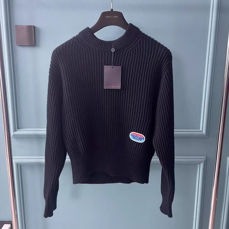 Louis Vuitton louis vuitton Black sweater with logo at hem sweater 2501- Size US M / EU 48-50 / 2 - 1 Thumbnail