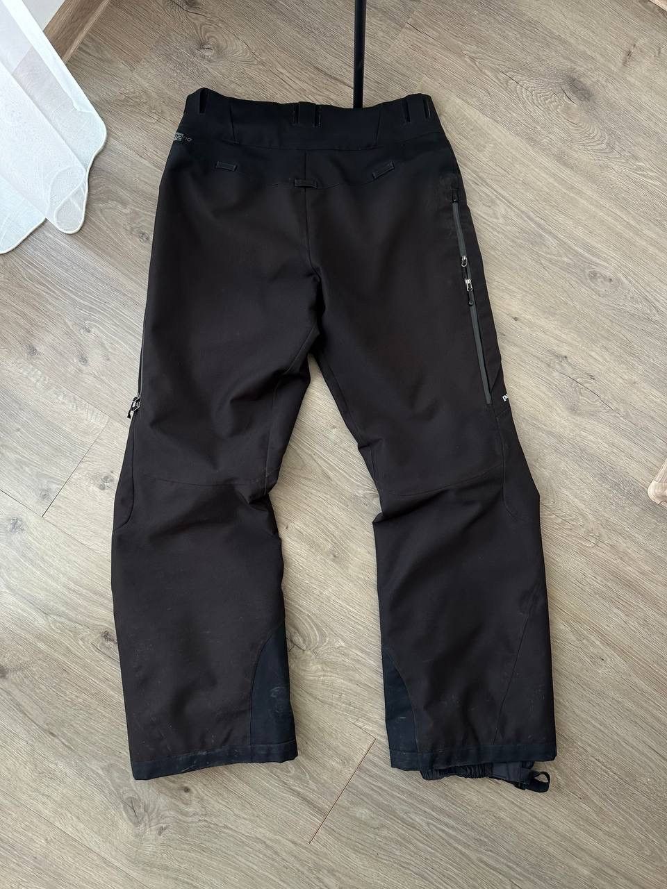 Patagonia × Vintage Vintage Patagonia Outdoor Black Ski Pants Size 28" / US 6 / IT 42 - 11 Thumbnail