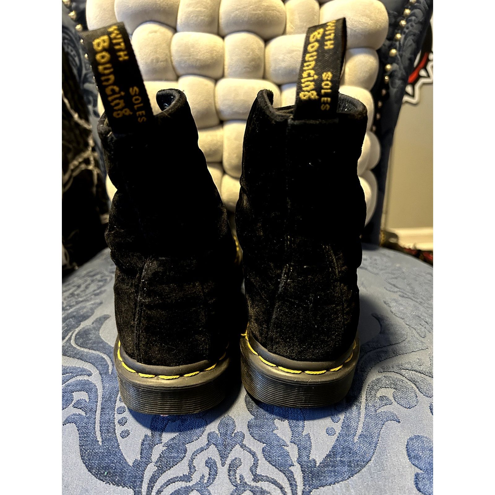 Dr. Martens Dr Martens 1460 Black Velvet Boots Size 8/EU 39 Size US 8 / IT 38 - 5 Thumbnail