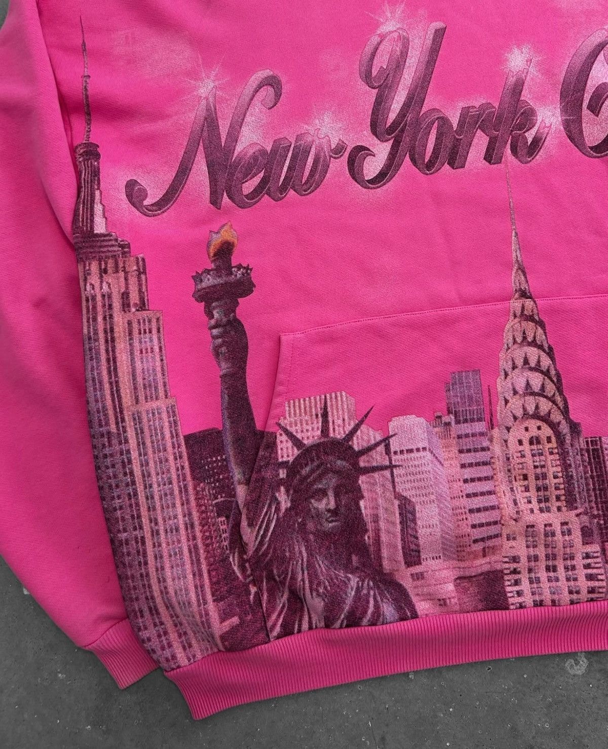 Balenciaga Balenciaga New York city hoodie Size US S / EU 44-46 / 1 - 3 Thumbnail