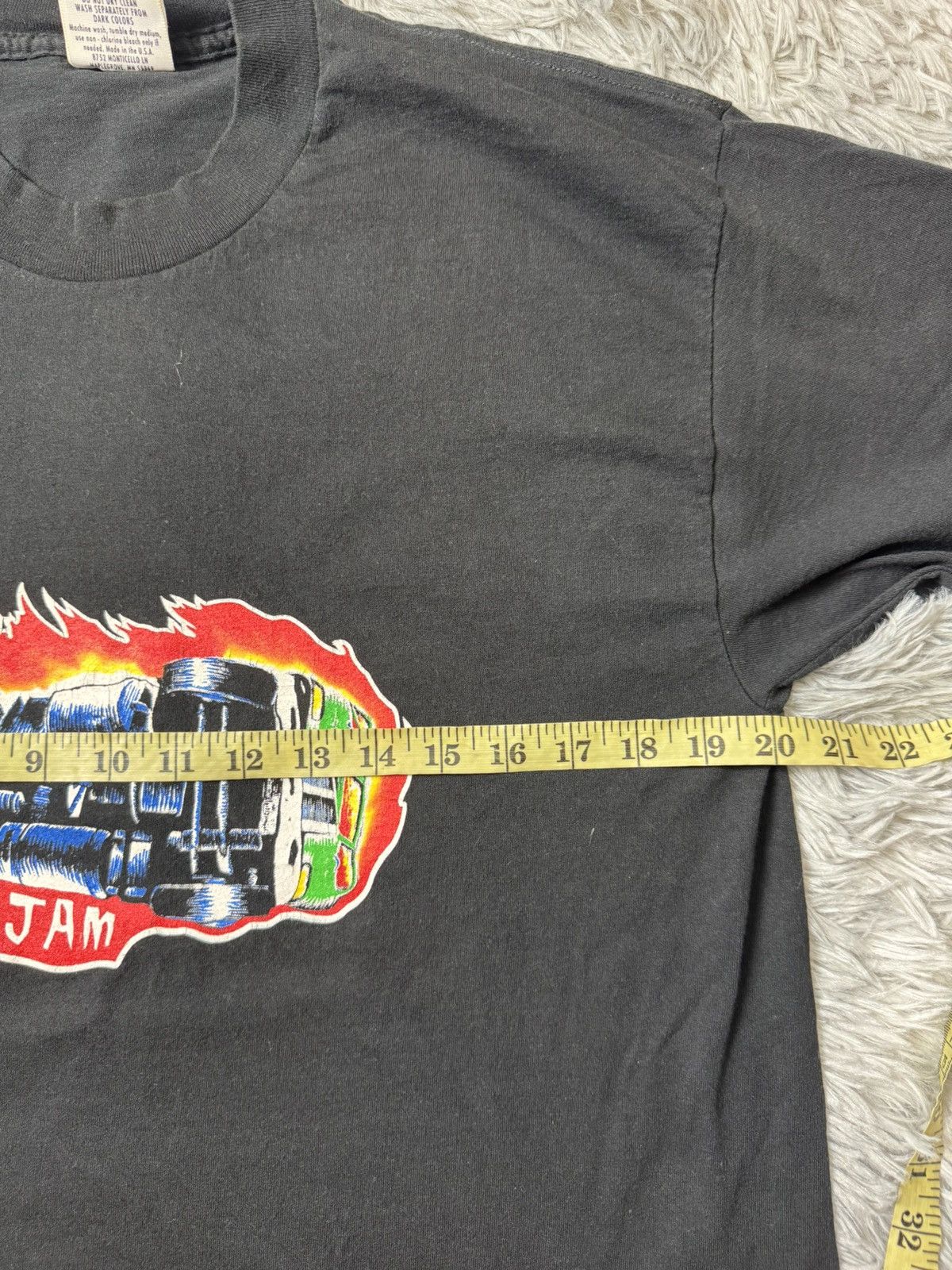 Vintage Vintage Pearl Jam Nightmare Flaming Truck 90’s Size US L / EU 52-54 / 3 - 4 Thumbnail