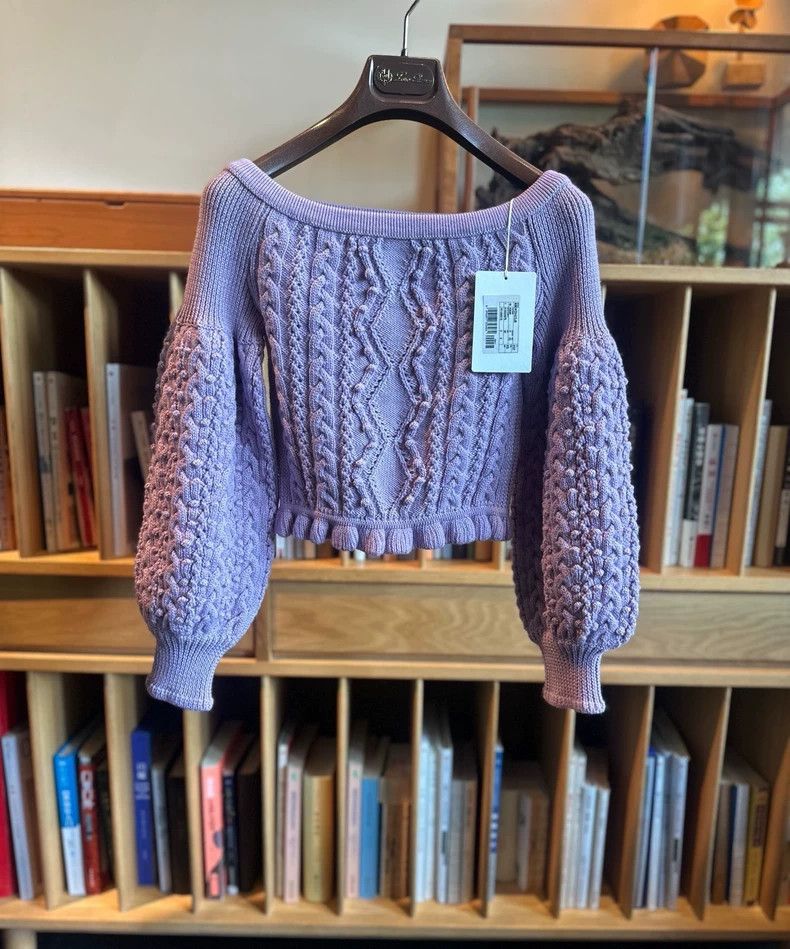 Valentino Valentino One-shoulder puff sleeve knit sweater Size XS / US 0-2 / IT 36-38 - 1 Thumbnail