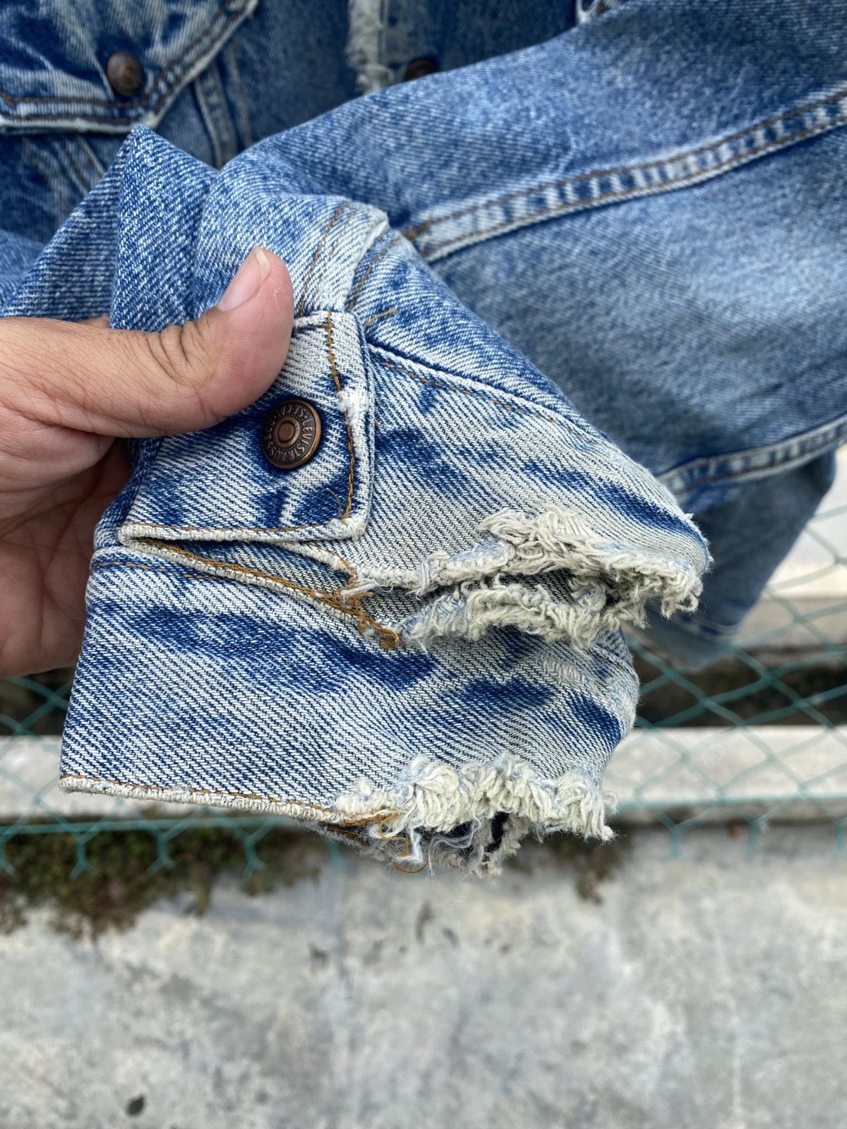 Levi's Vintage 90s Levis sherpa denim jacket Size US M / EU 48-50 / 2 - 6 Thumbnail
