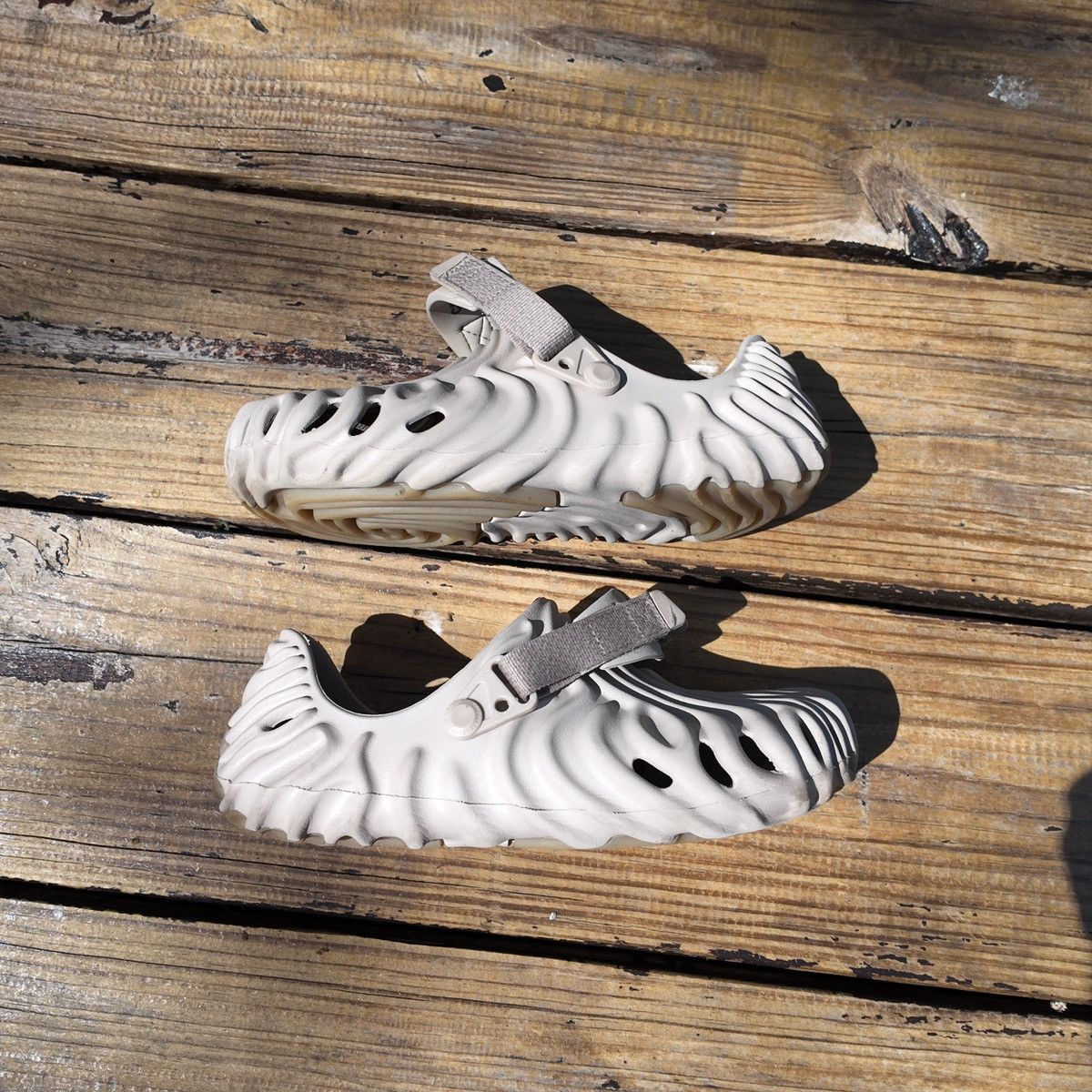 Crocs × Salehe Bembury Salehe Bembury x Crocs Size US 7 / EU 40 - 3 Thumbnail