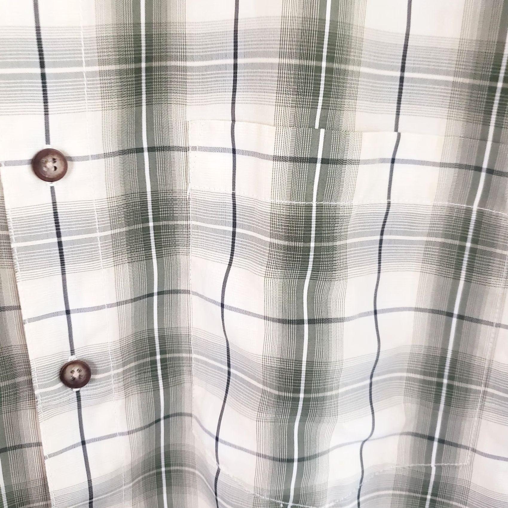 ExOfficio ExOfficio Men's Large Short-Sleeve Button-Down Shirt Green Plaid Size US L / EU 52-54 / 3 - 4 Thumbnail